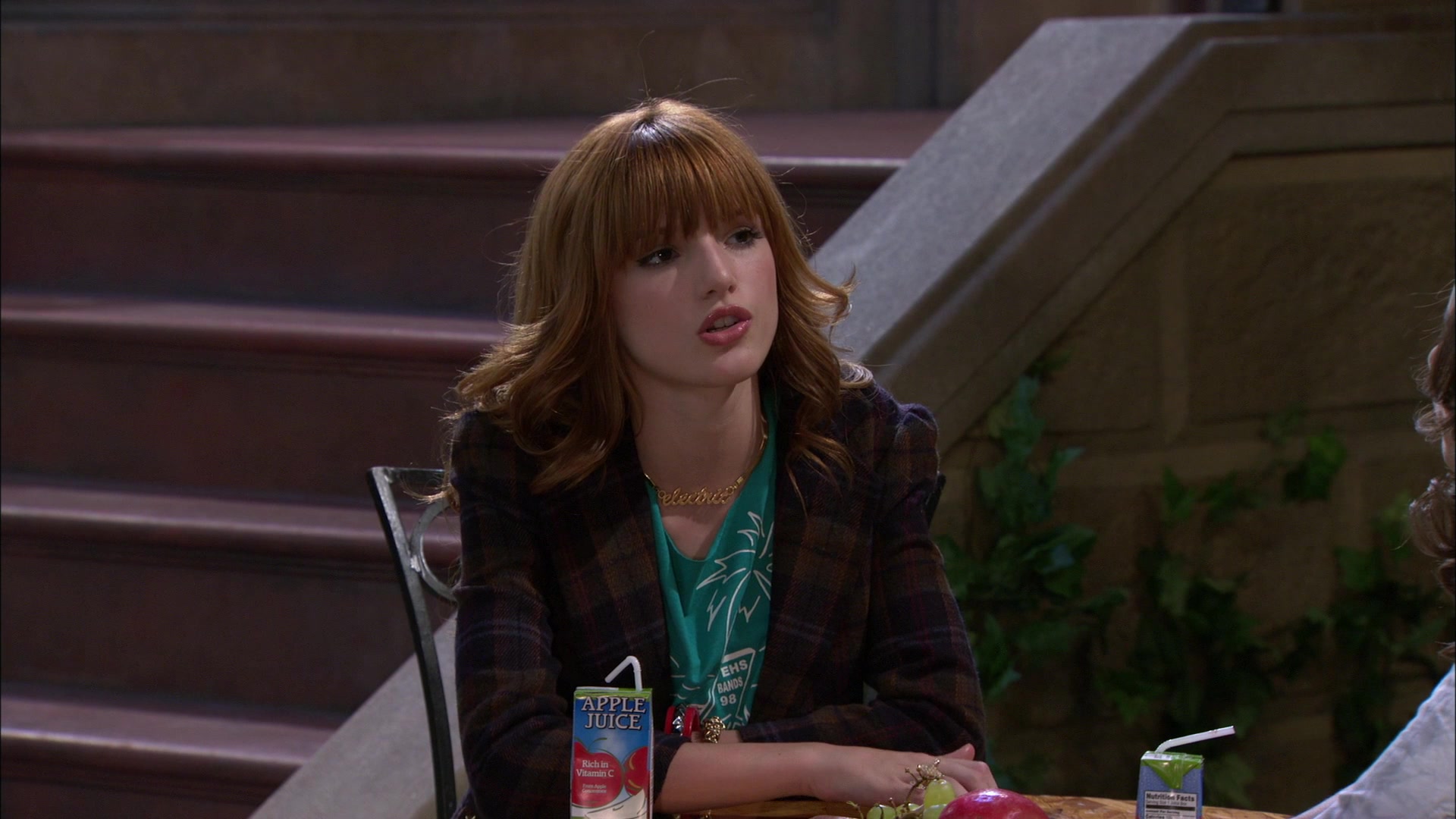 Shake_It_Up_S01E16_1080p_BTD_002166.jpg Shake_It_Up_S01E16_1080p_BTD_002166.jpg