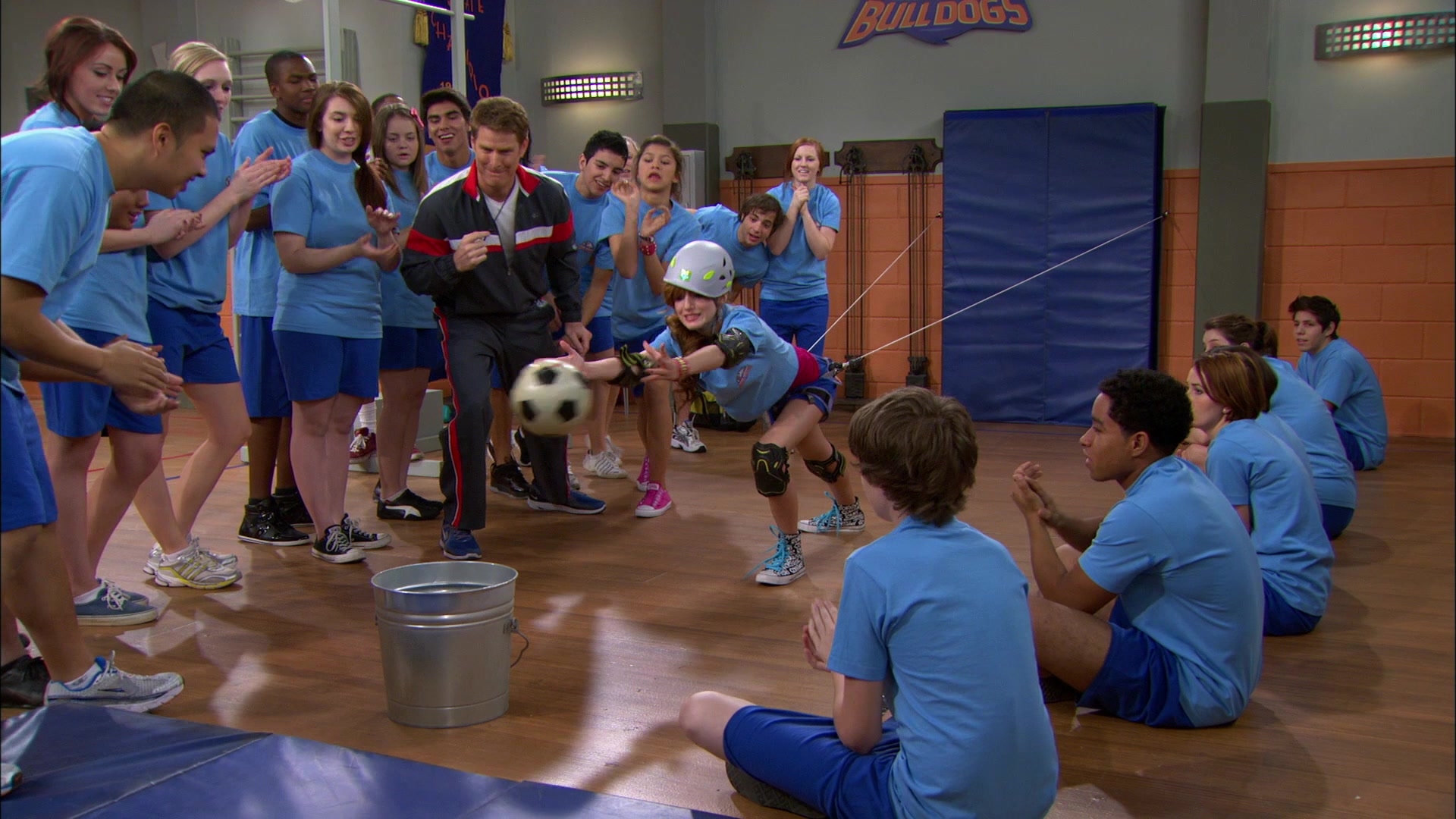 Shake_It_Up_S01E16_1080p_BTD_002613.jpg Shake_It_Up_S01E16_1080p_BTD_002613.jpg