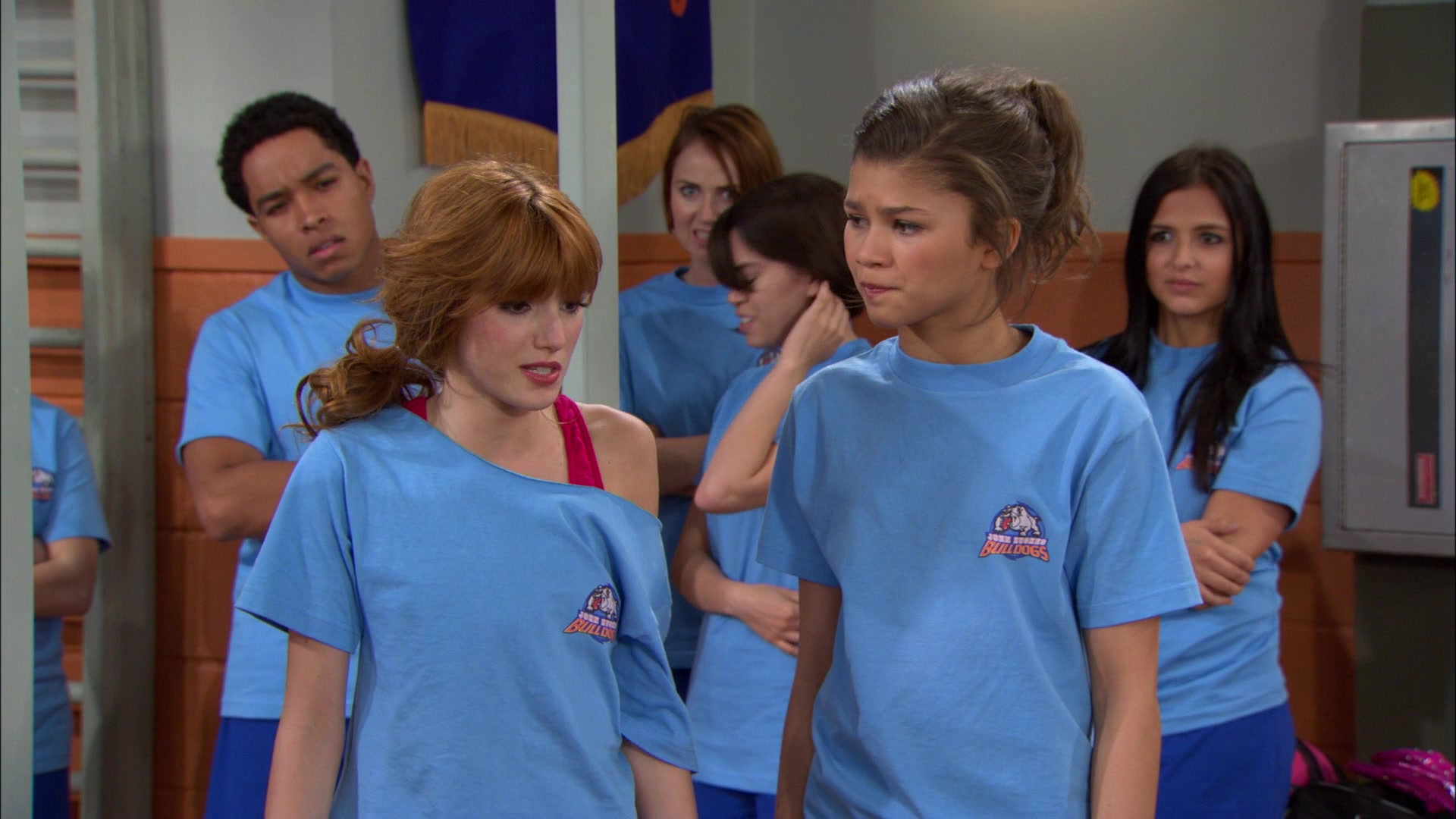 Shake_It_Up_S01E16_1080p_BTD_002833.jpg Shake_It_Up_S01E16_1080p_BTD_002833.jpg