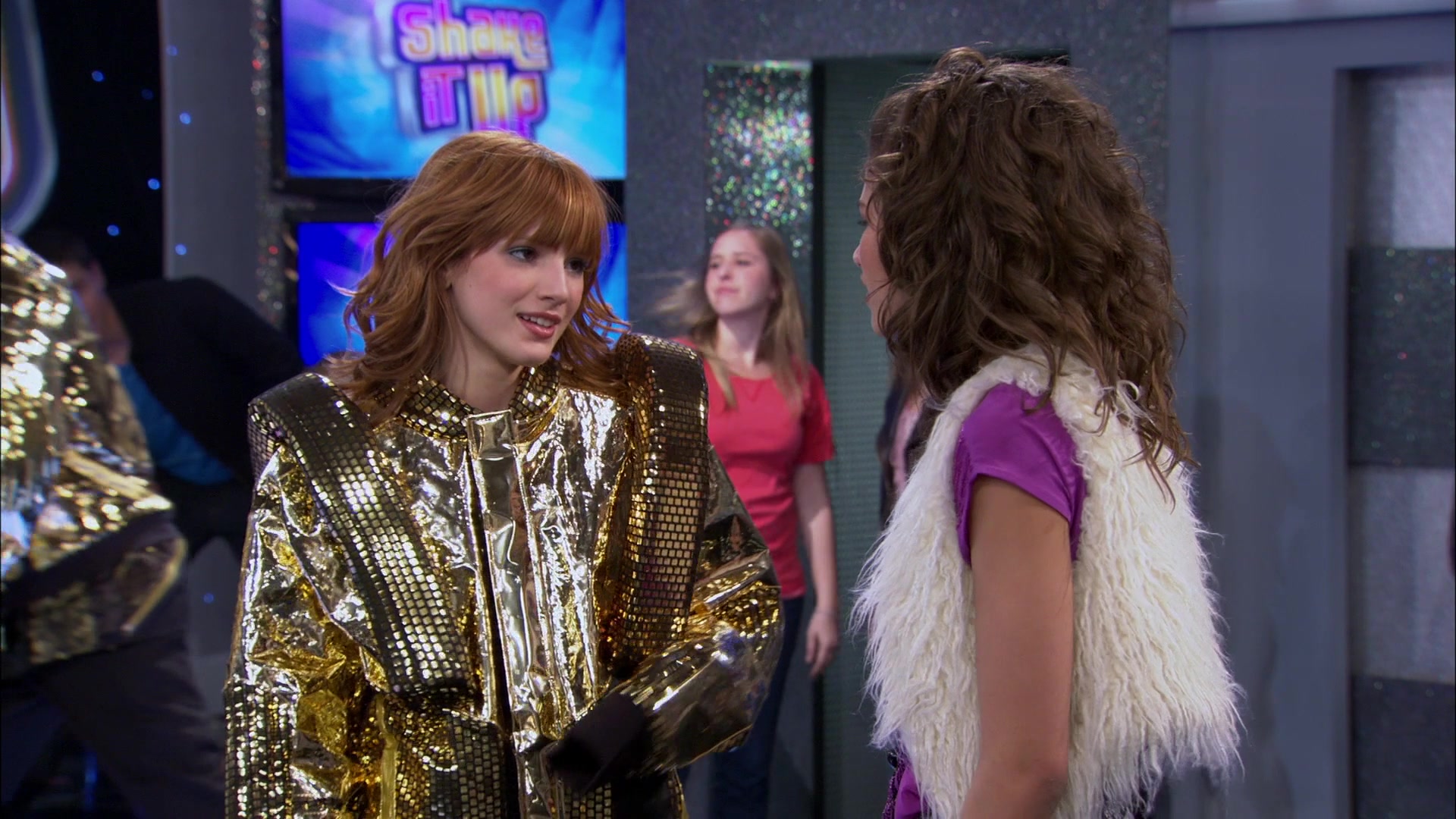 Shake_It_Up_S01E17_1080p_BTD_000127.jpg