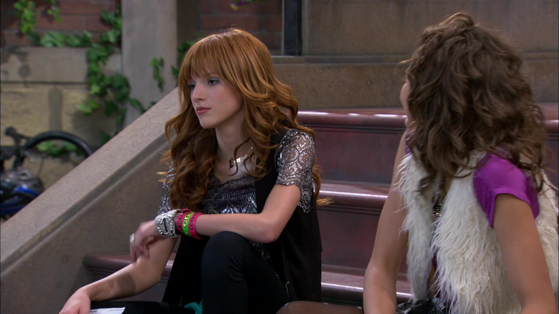 Shake_It_Up_S01E17_1080p_BTD_000929.jpg Shake_It_Up_S01E17_1080p_BTD_000929.jpg
