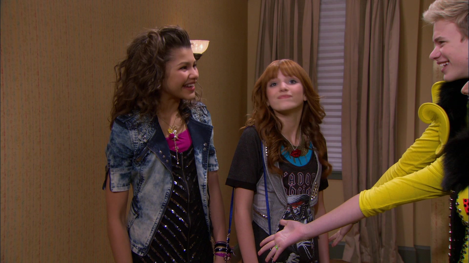 Shake_It_Up_S01E17_1080p_BTD_001187.jpg Shake_It_Up_S01E17_1080p_BTD_001187.jpg
