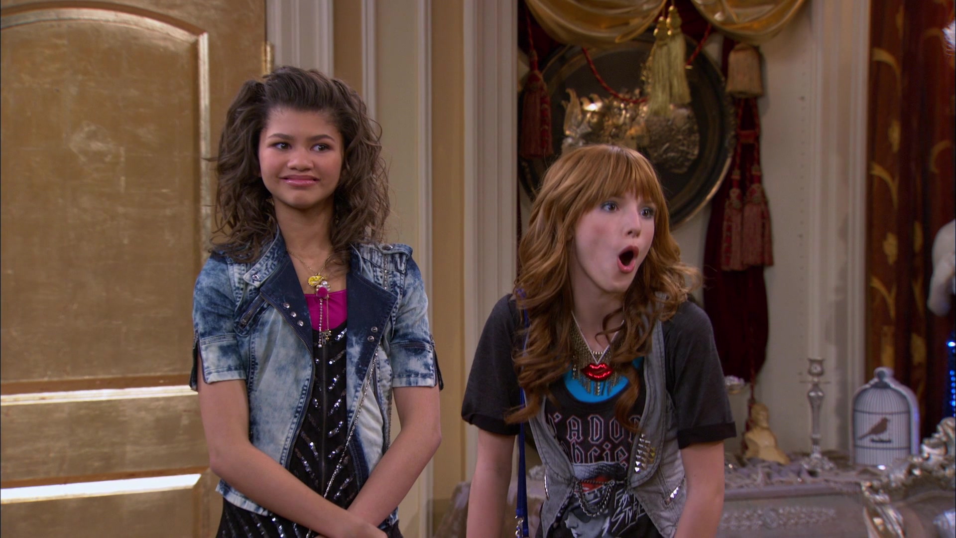 Shake_It_Up_S01E17_1080p_BTD_001219.jpg