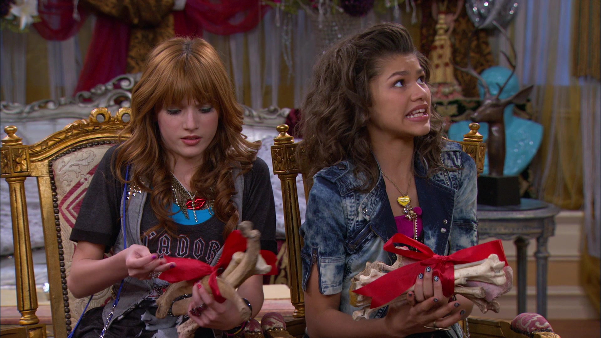Shake_It_Up_S01E17_1080p_BTD_001431.jpg