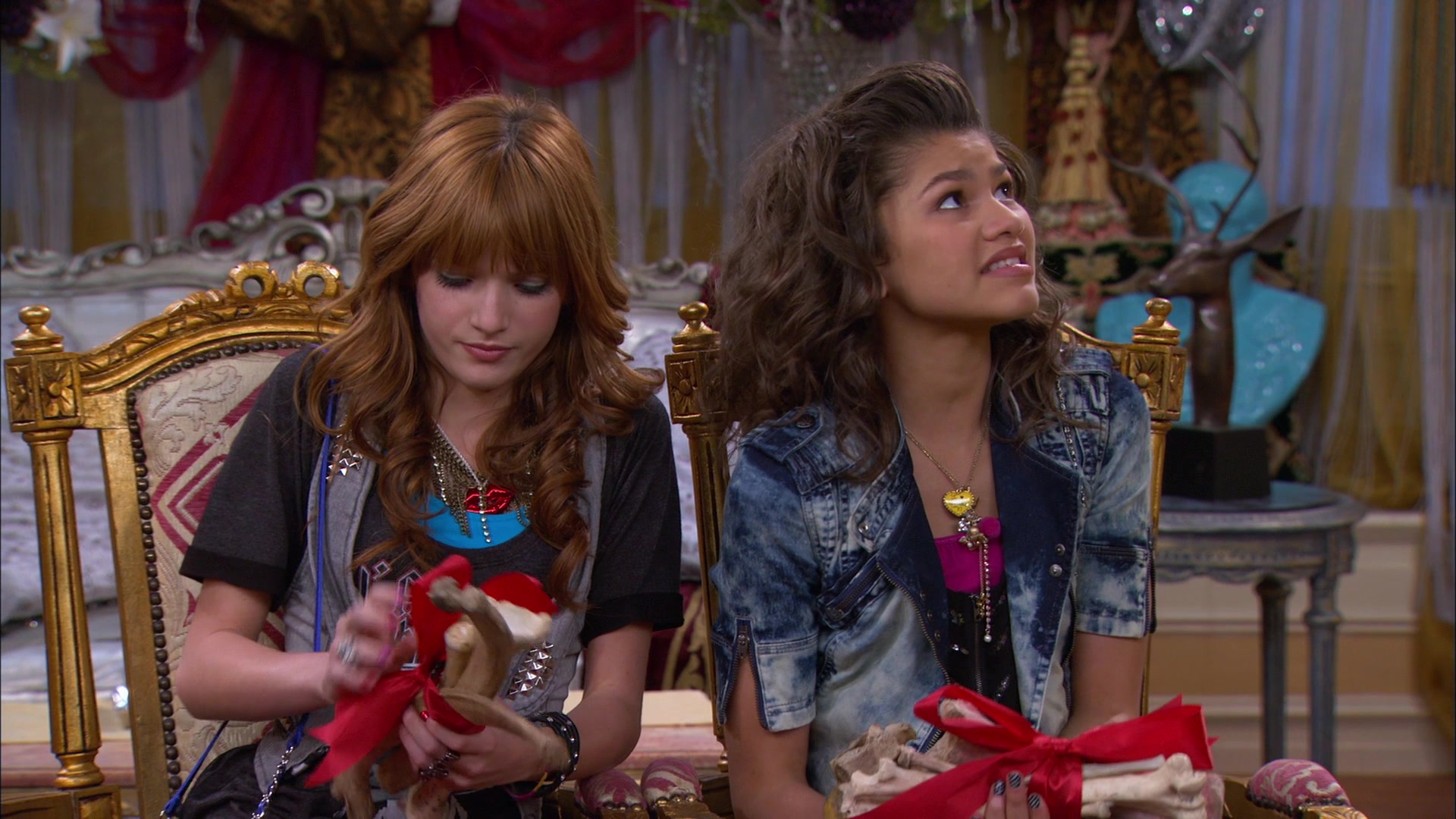 Shake_It_Up_S01E17_1080p_BTD_001433.jpg