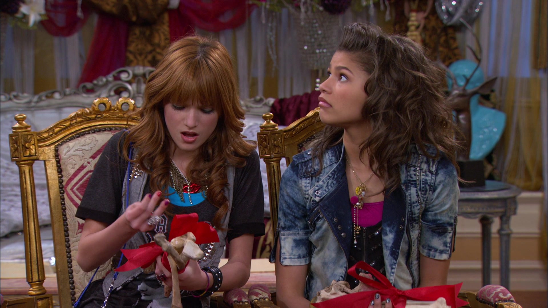 Shake_It_Up_S01E17_1080p_BTD_001436.jpg