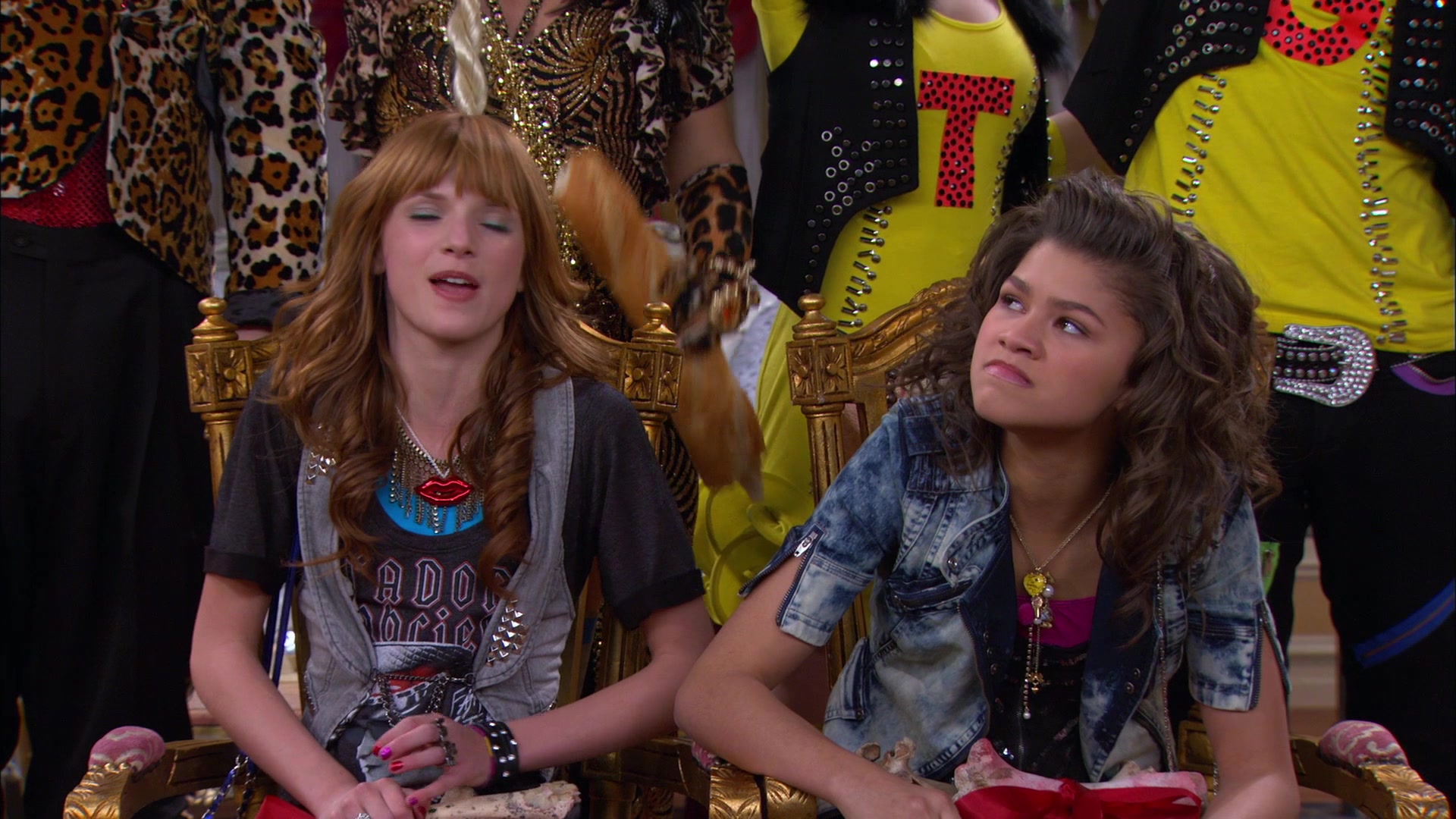 Shake_It_Up_S01E17_1080p_BTD_001597.jpg
