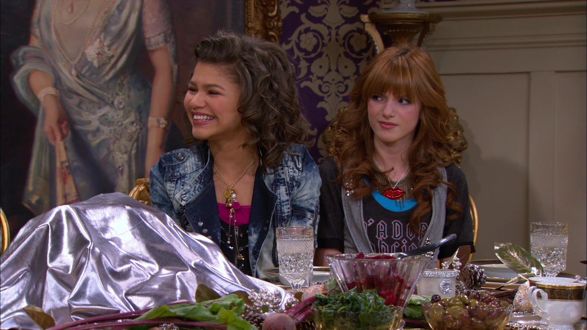 Shake_It_Up_S01E17_1080p_BTD_002240.jpg
