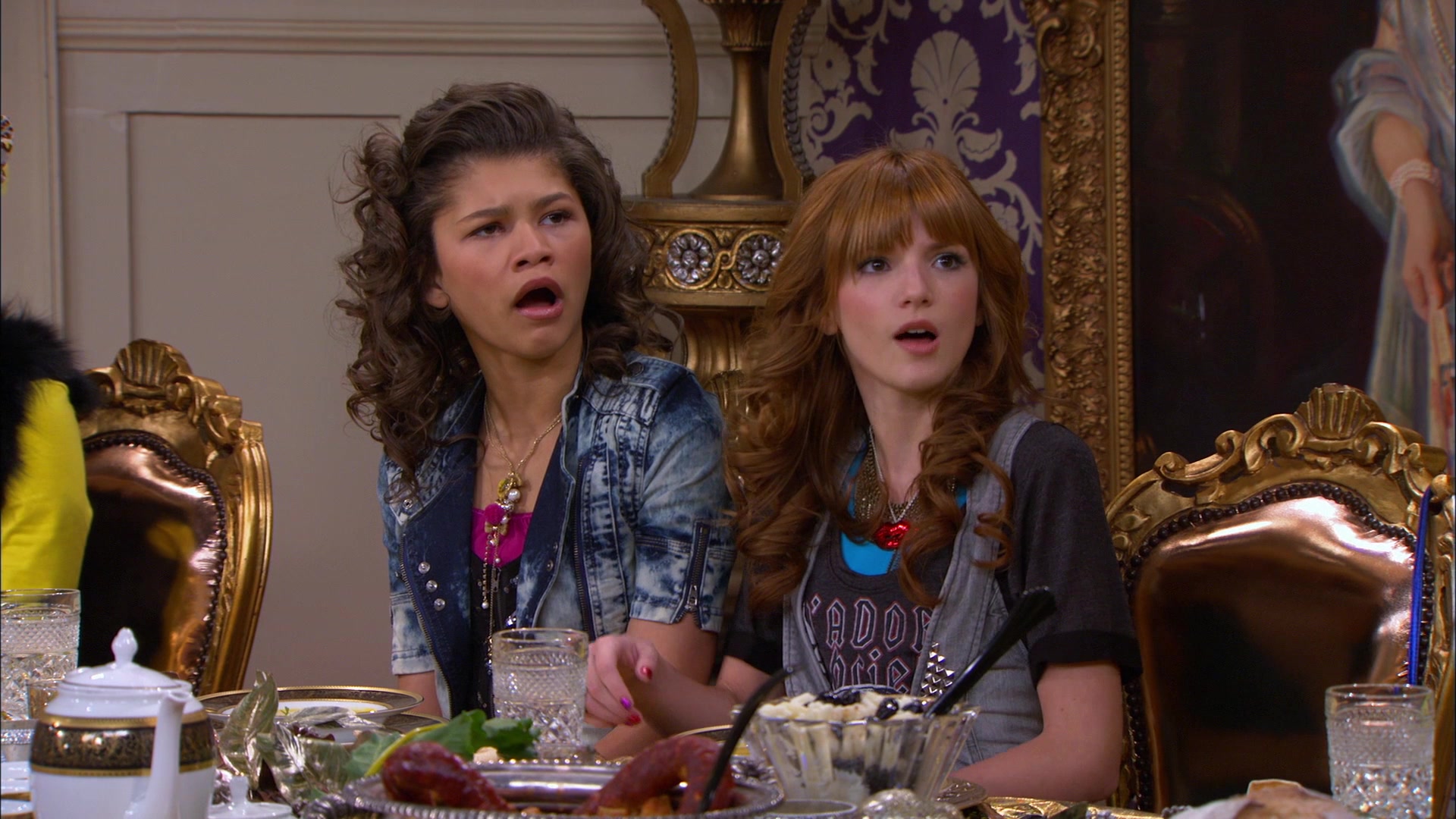 Shake_It_Up_S01E17_1080p_BTD_002406.jpg