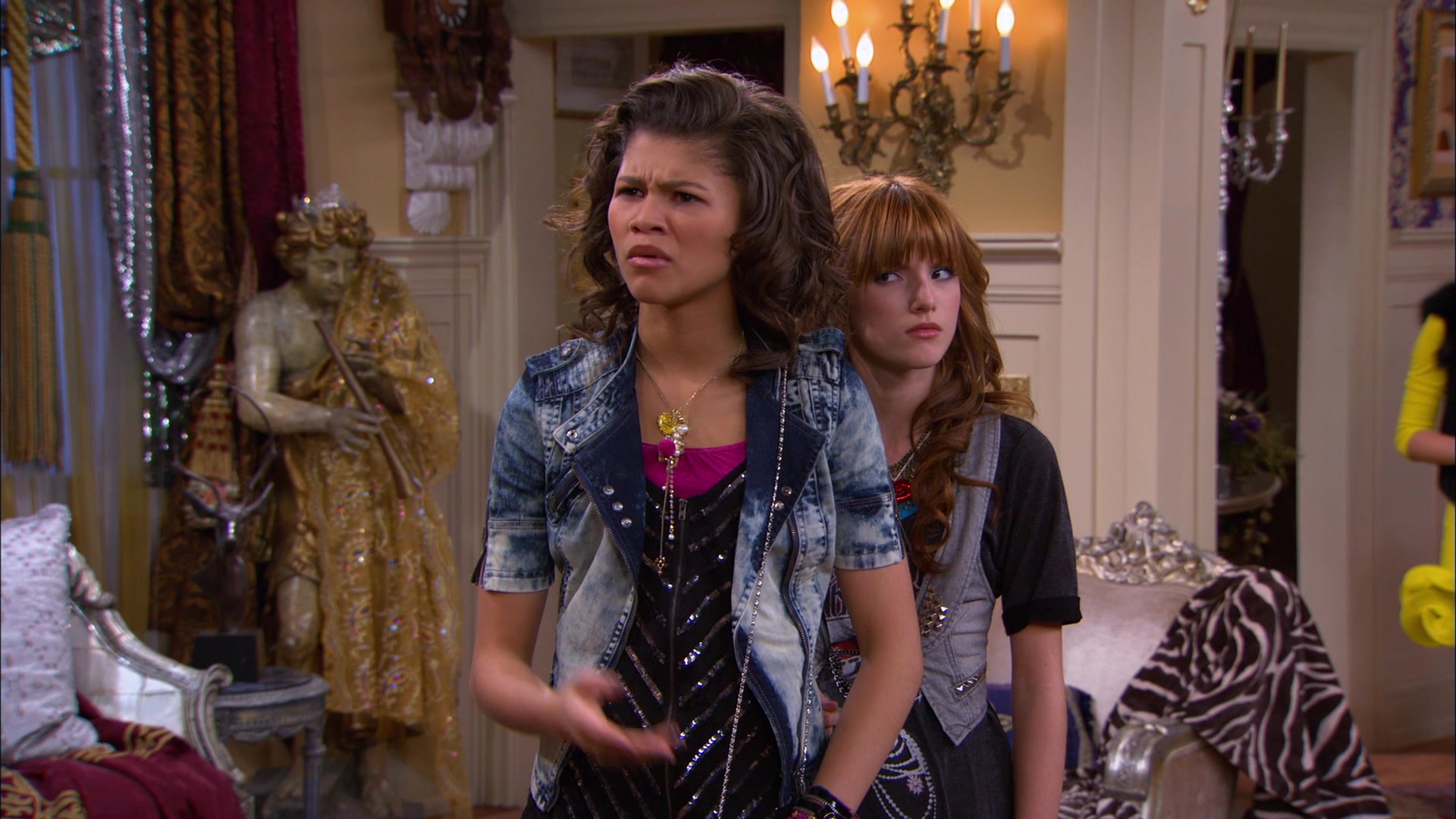 Shake_It_Up_S01E17_1080p_BTD_002622.jpg Shake_It_Up_S01E17_1080p_BTD_002622.jpg