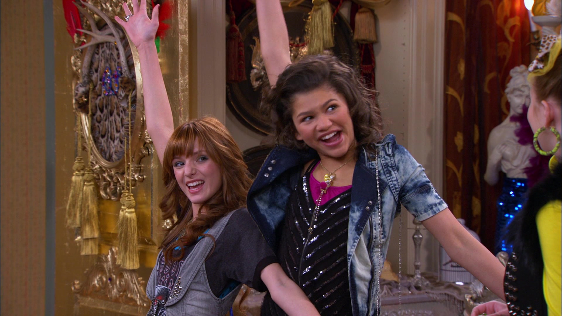 Shake_It_Up_S01E17_1080p_BTD_002793.jpg