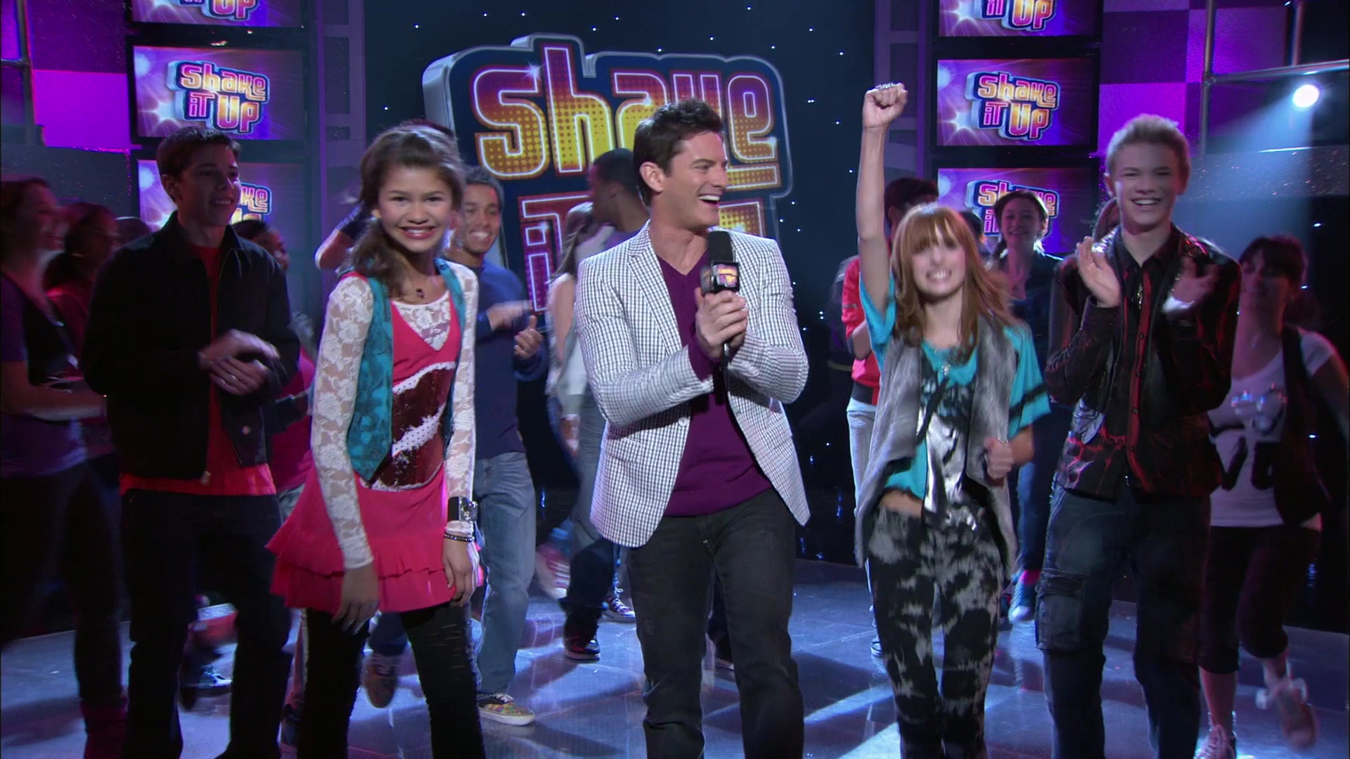 Shake_It_Up_S01E18_1080p_BTD_000127.jpg Shake_It_Up_S01E18_1080p_BTD_000127.jpg