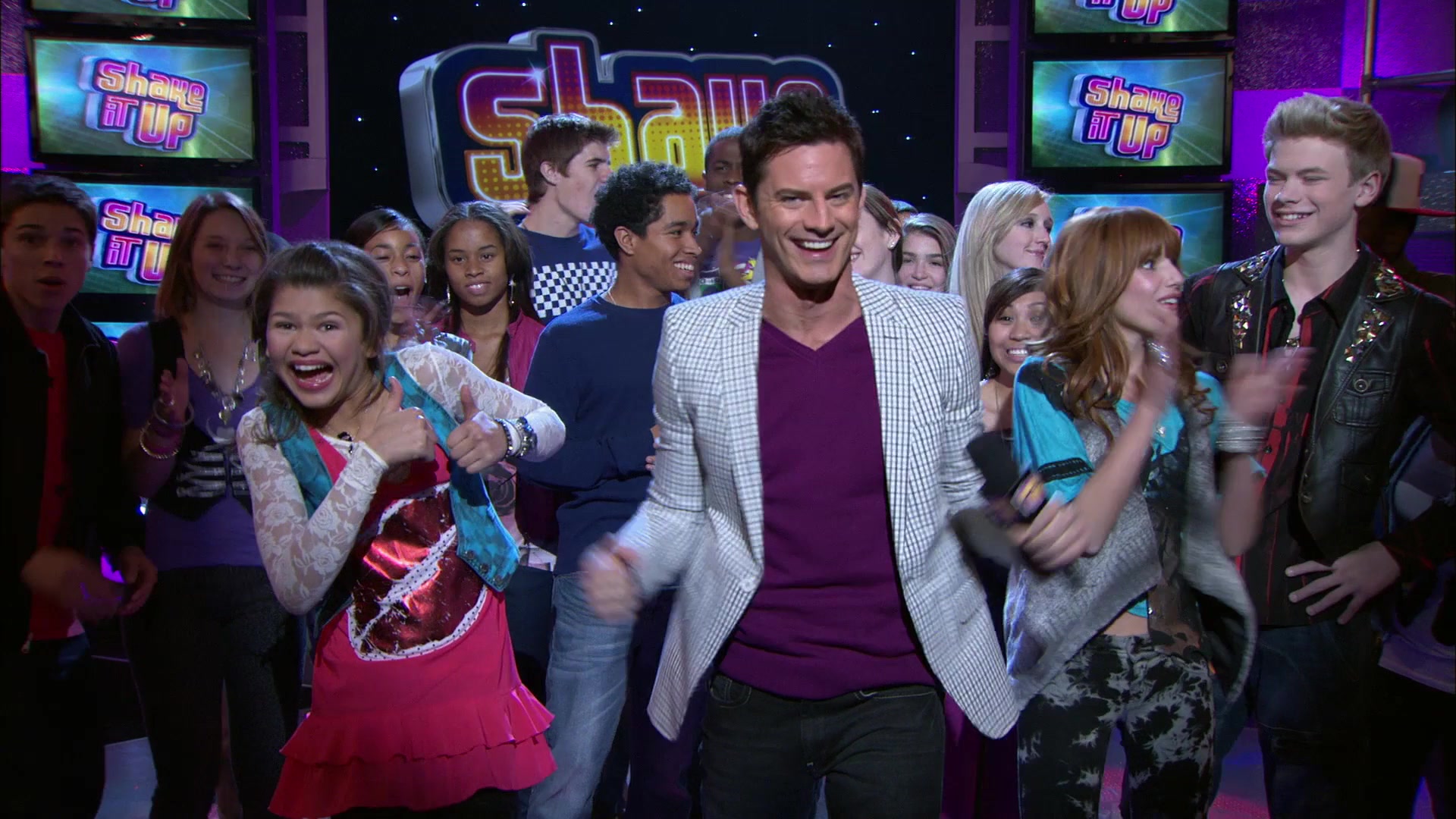 Shake_It_Up_S01E18_1080p_BTD_000146.jpg Shake_It_Up_S01E18_1080p_BTD_000146.jpg