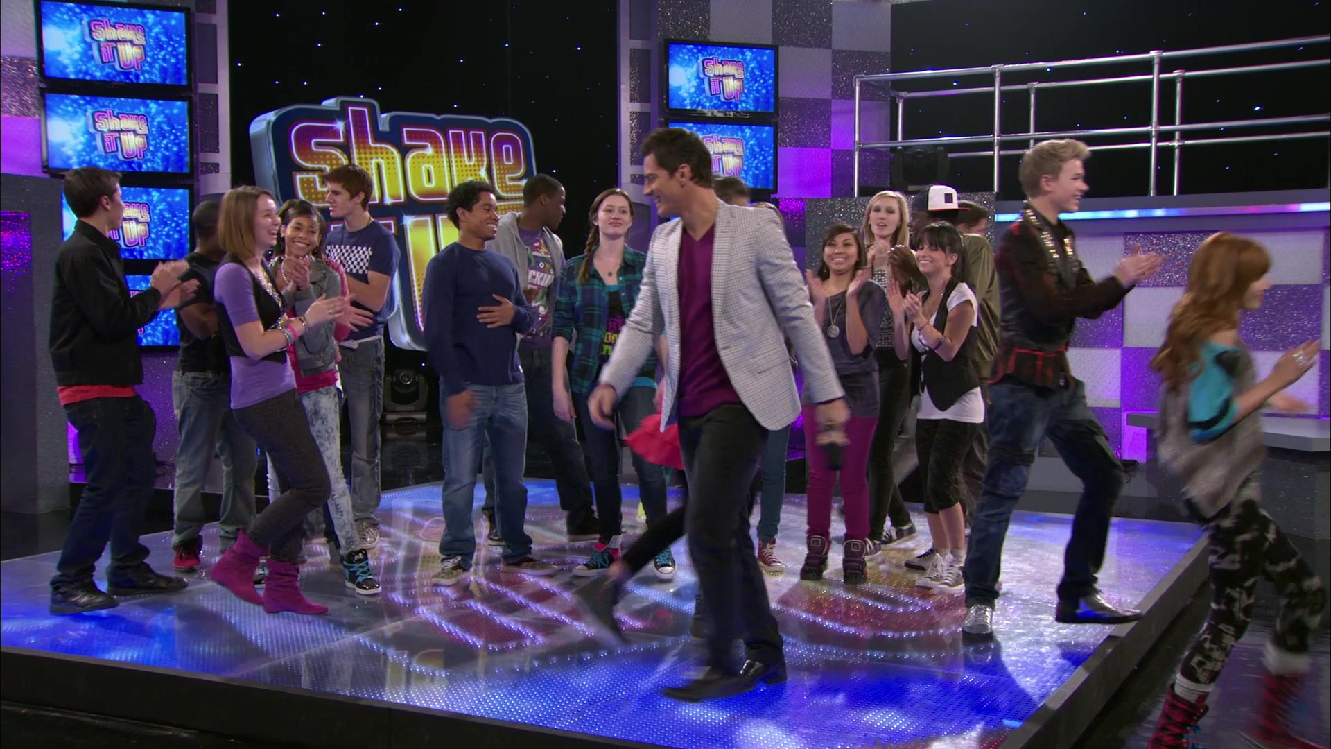Shake_It_Up_S01E18_1080p_BTD_000152.jpg Shake_It_Up_S01E18_1080p_BTD_000152.jpg