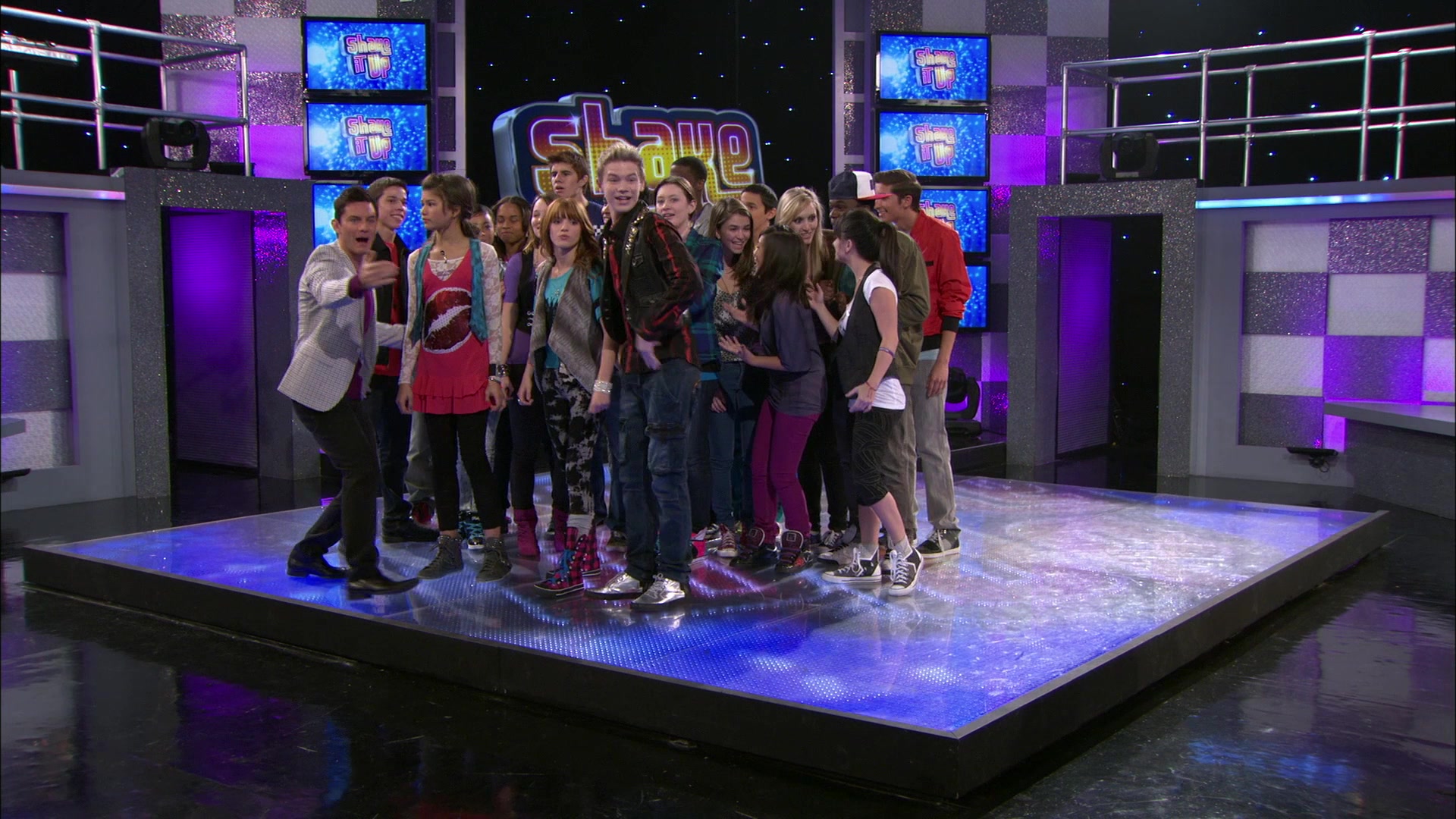 Shake_It_Up_S01E18_1080p_BTD_000183.jpg Shake_It_Up_S01E18_1080p_BTD_000183.jpg