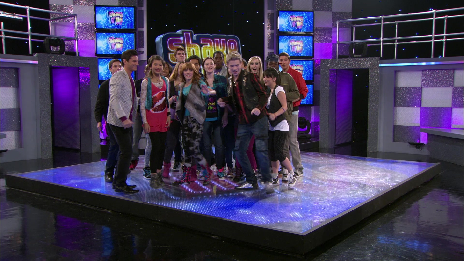 Shake_It_Up_S01E18_1080p_BTD_000185.jpg Shake_It_Up_S01E18_1080p_BTD_000185.jpg