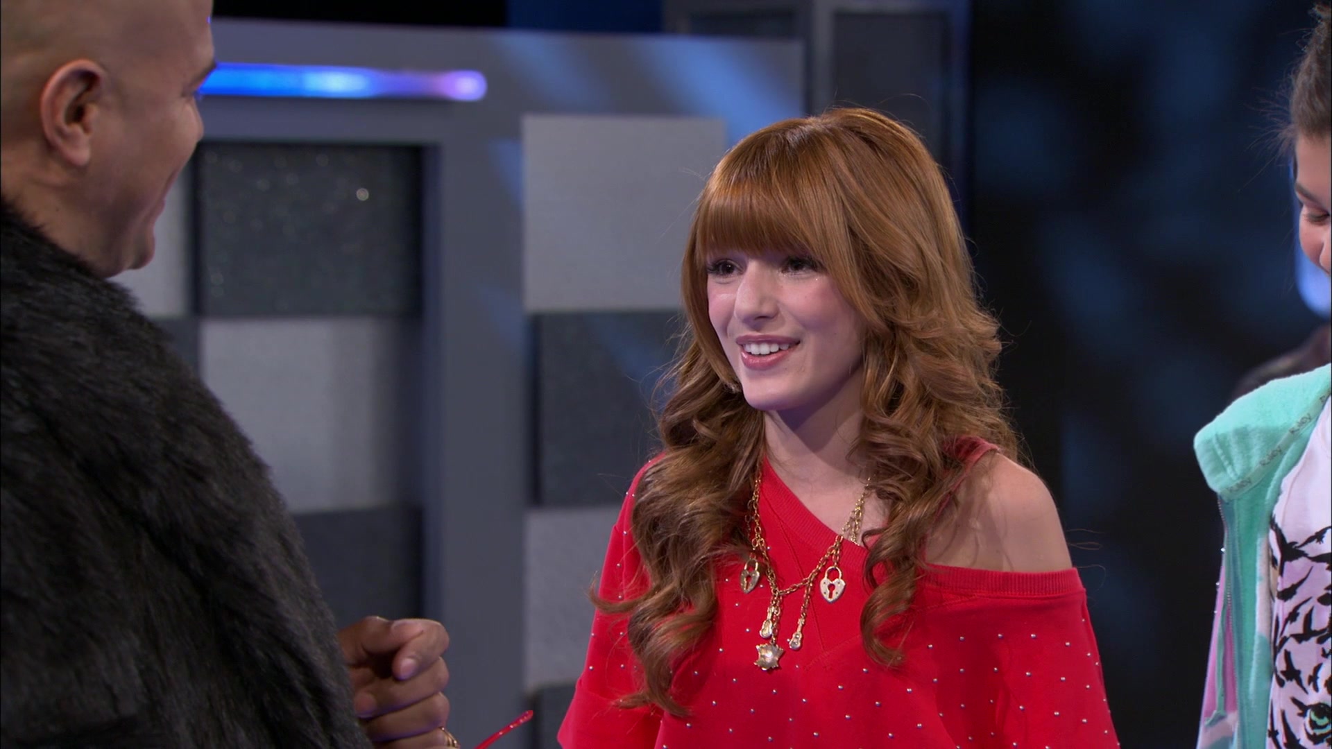 Shake_It_Up_S01E18_1080p_BTD_000477.jpg