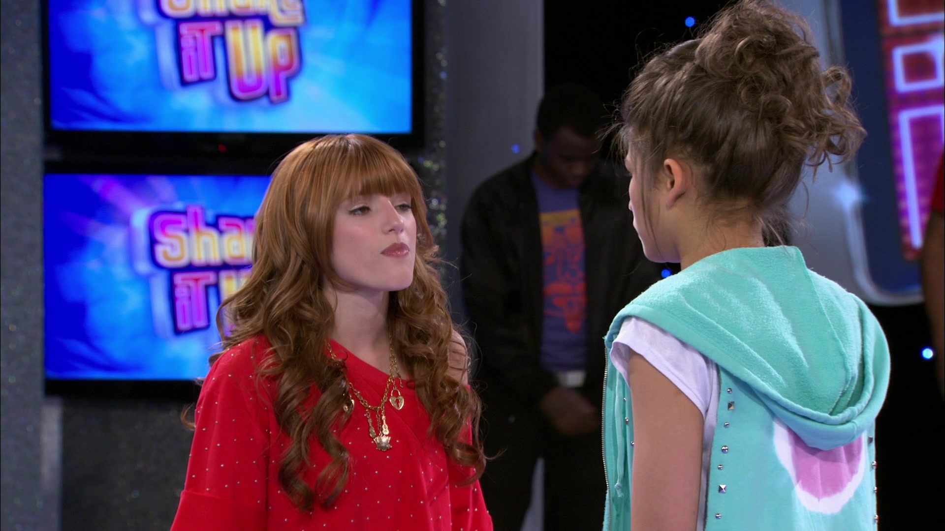 Shake_It_Up_S01E18_1080p_BTD_000634.jpg Shake_It_Up_S01E18_1080p_BTD_000634.jpg