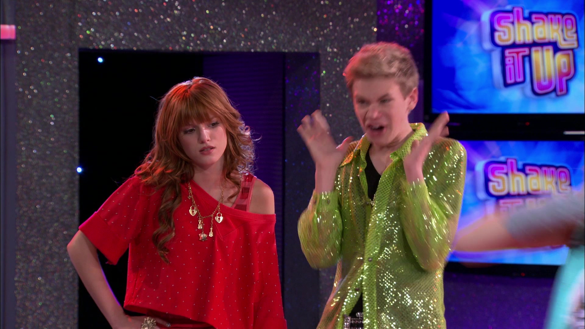 Shake_It_Up_S01E18_1080p_BTD_001017.jpg Shake_It_Up_S01E18_1080p_BTD_001017.jpg