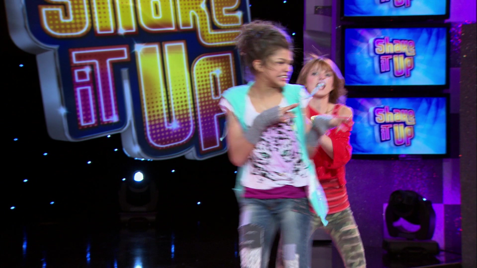 Shake_It_Up_S01E18_1080p_BTD_001059.jpg Shake_It_Up_S01E18_1080p_BTD_001059.jpg