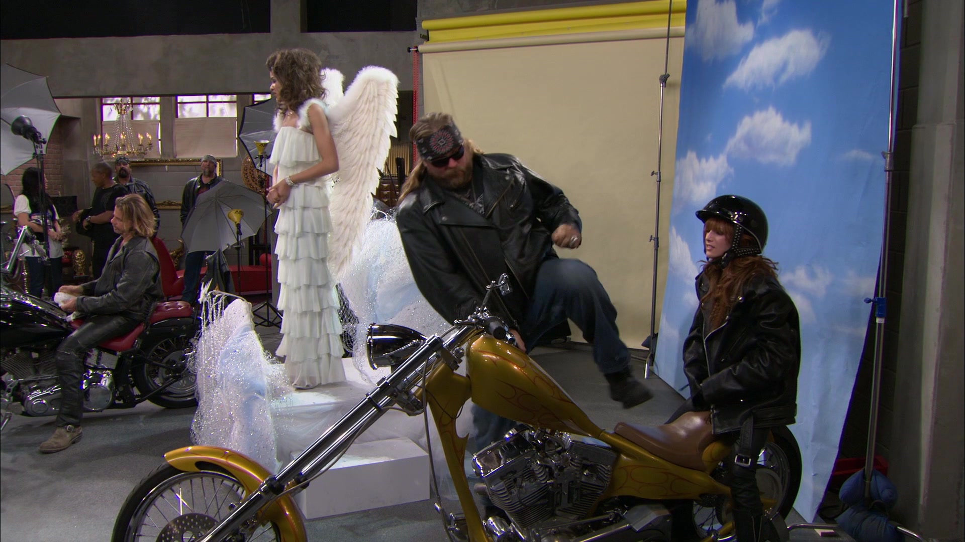 Shake_It_Up_S01E18_1080p_BTD_001441.jpg Shake_It_Up_S01E18_1080p_BTD_001441.jpg