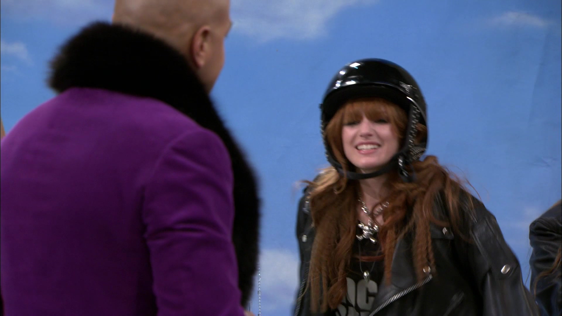 Shake_It_Up_S01E18_1080p_BTD_001512.jpg Shake_It_Up_S01E18_1080p_BTD_001512.jpg