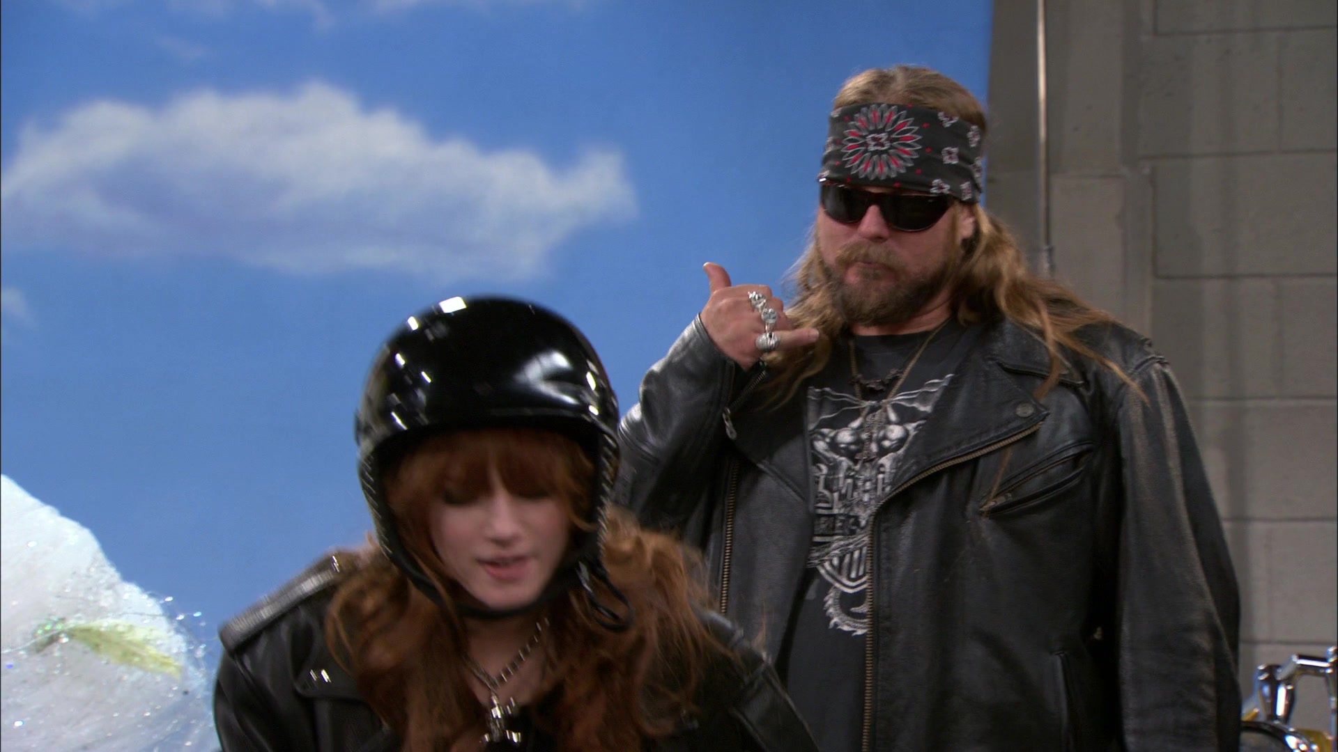 Shake_It_Up_S01E18_1080p_BTD_001657.jpg Shake_It_Up_S01E18_1080p_BTD_001657.jpg