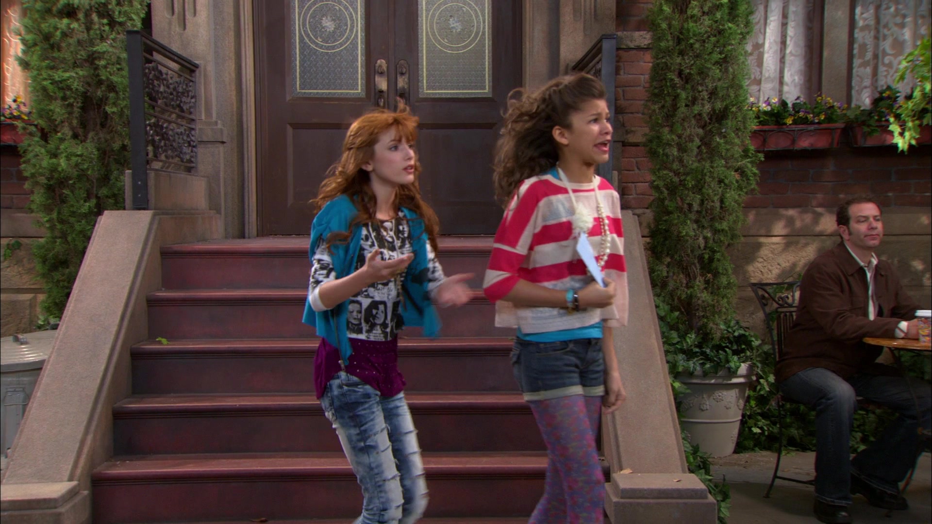 Shake_It_Up_S01E18_1080p_BTD_001793.jpg
