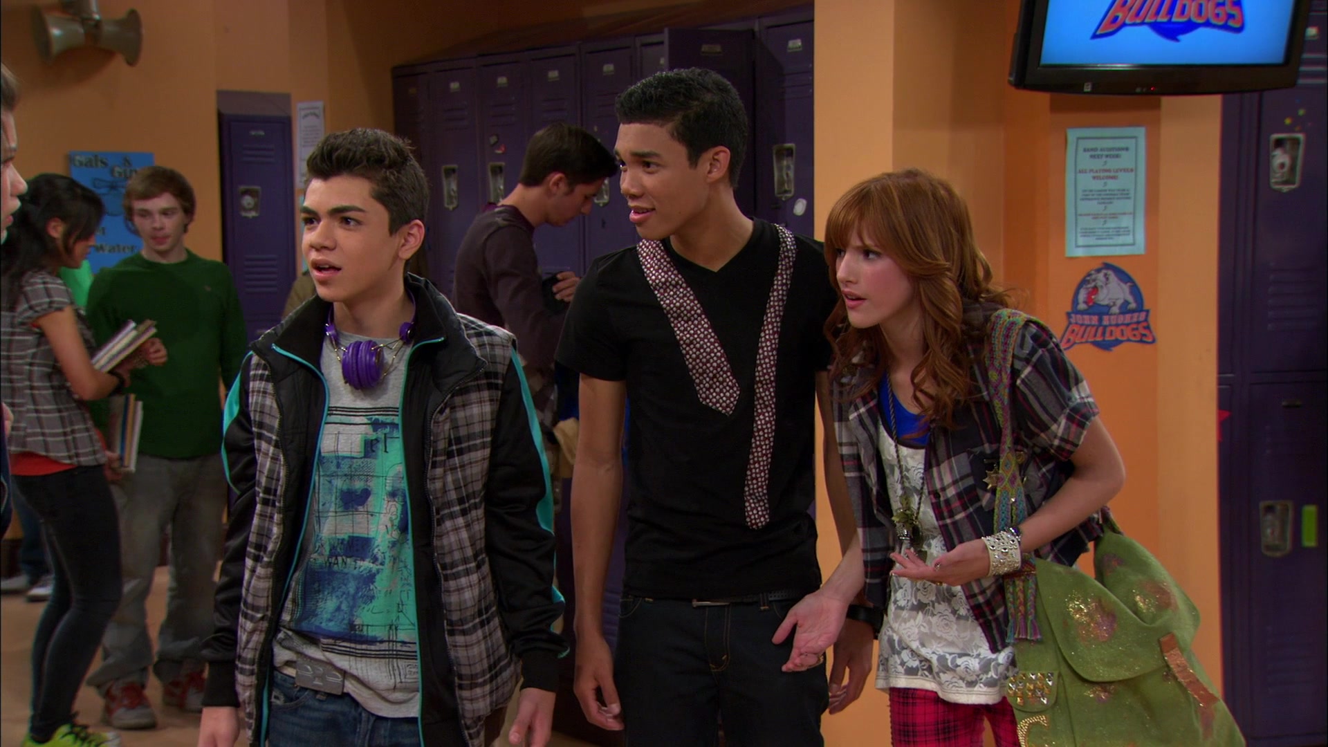Shake_It_Up_S01E18_1080p_BTD_002234.jpg