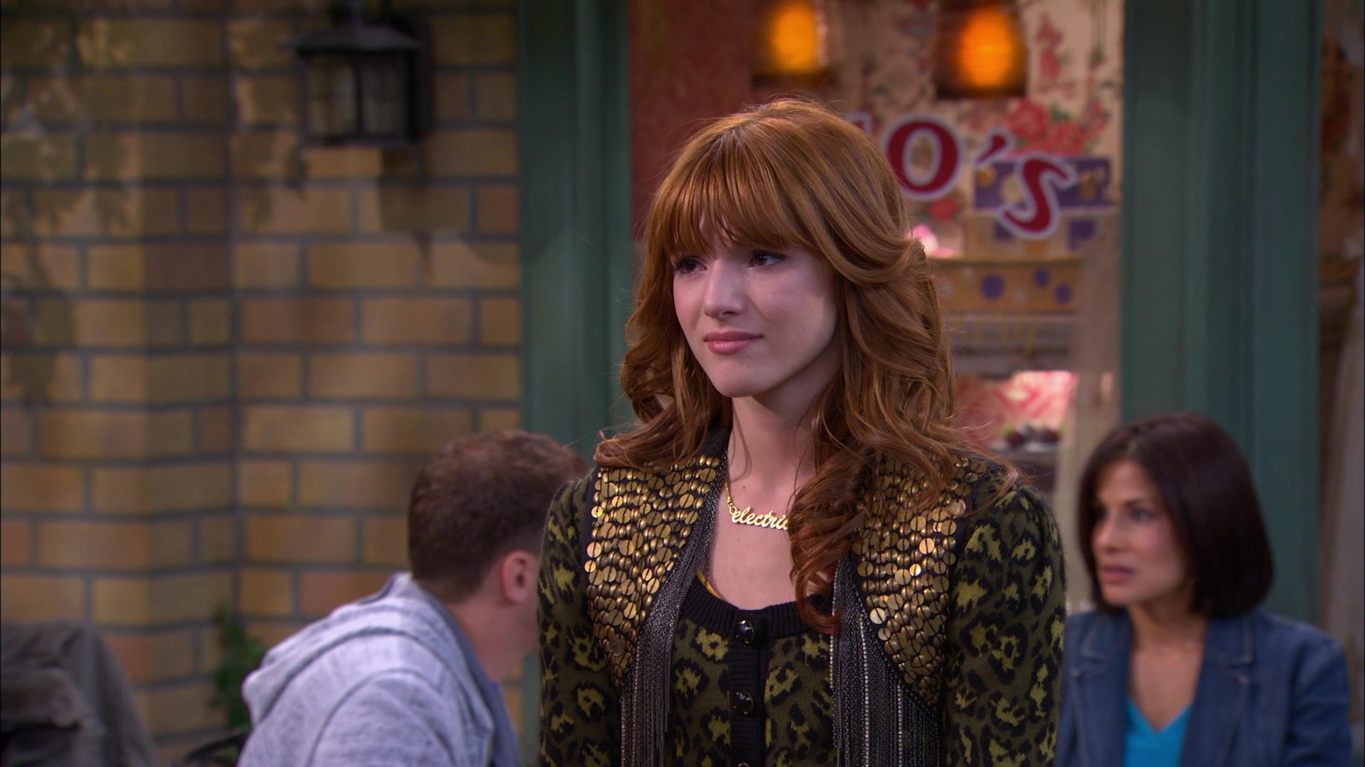 Shake_It_Up_S01E18_1080p_BTD_002607.jpg Shake_It_Up_S01E18_1080p_BTD_002607.jpg
