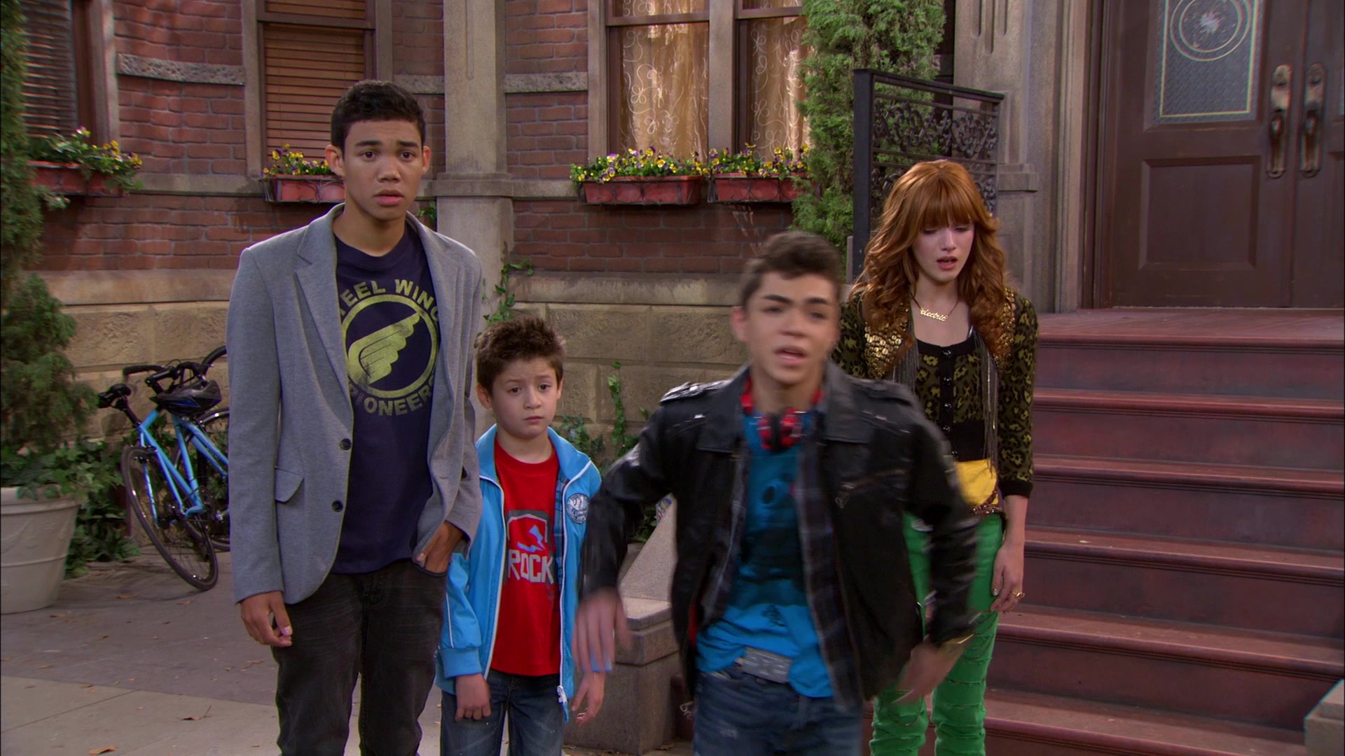 Shake_It_Up_S01E18_1080p_BTD_002674.jpg Shake_It_Up_S01E18_1080p_BTD_002674.jpg