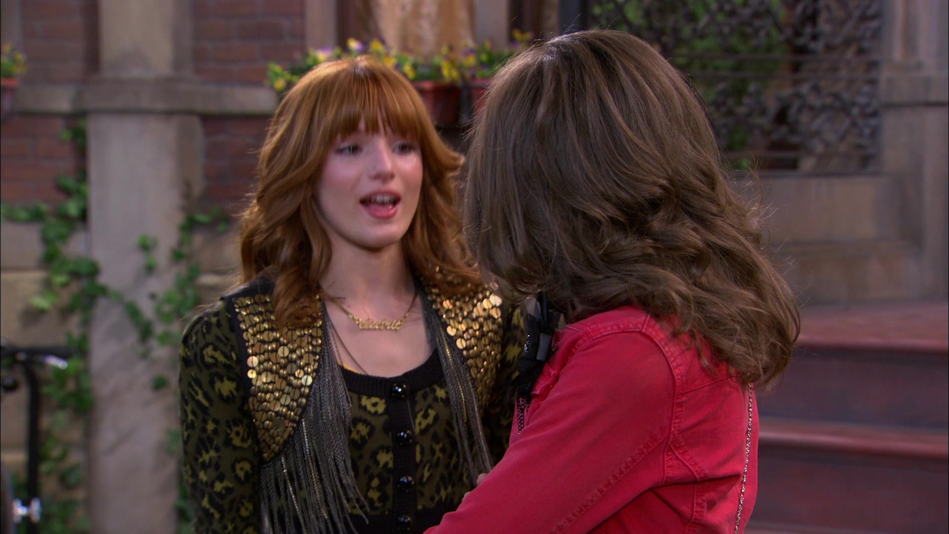 Shake_It_Up_S01E18_1080p_BTD_002863.jpg