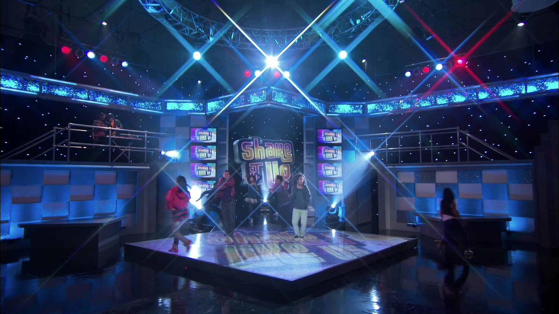 Shake_It_Up_S01E19_1080p_000059.jpg Shake_It_Up_S01E19_1080p_000059.jpg