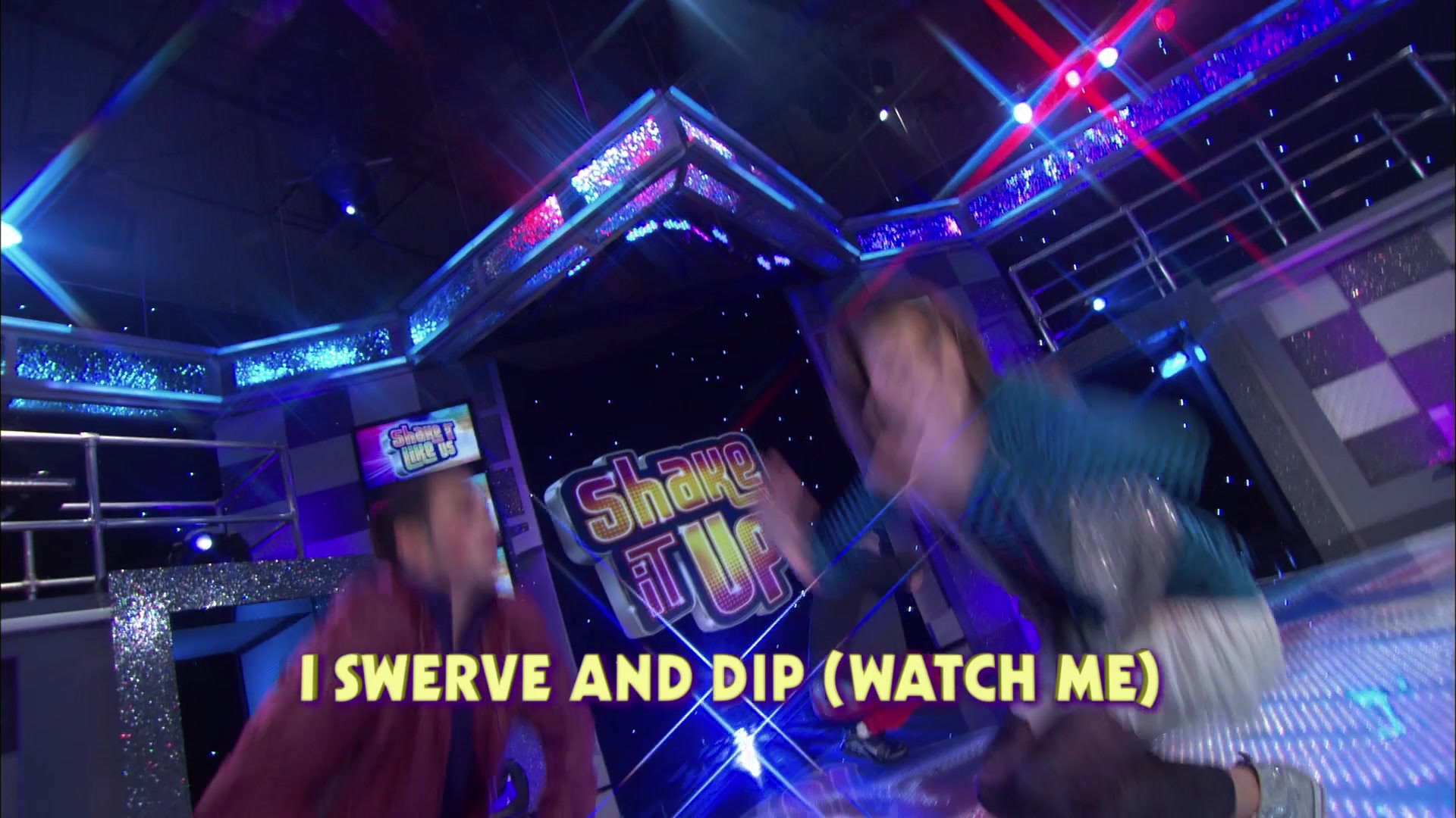 Shake_It_Up_S01E19_1080p_000126.jpg