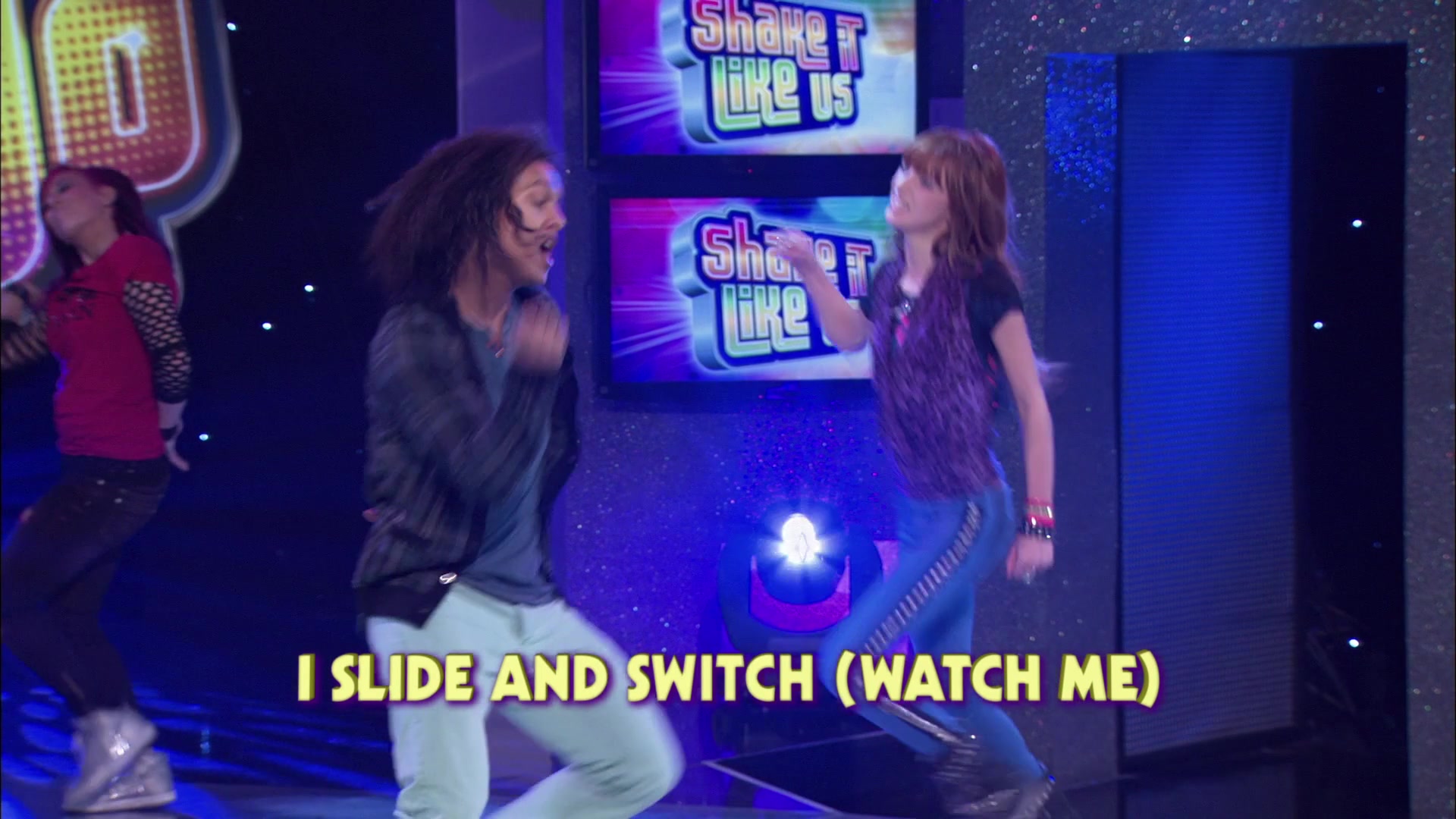 Shake_It_Up_S01E19_1080p_000133.jpg Shake_It_Up_S01E19_1080p_000133.jpg