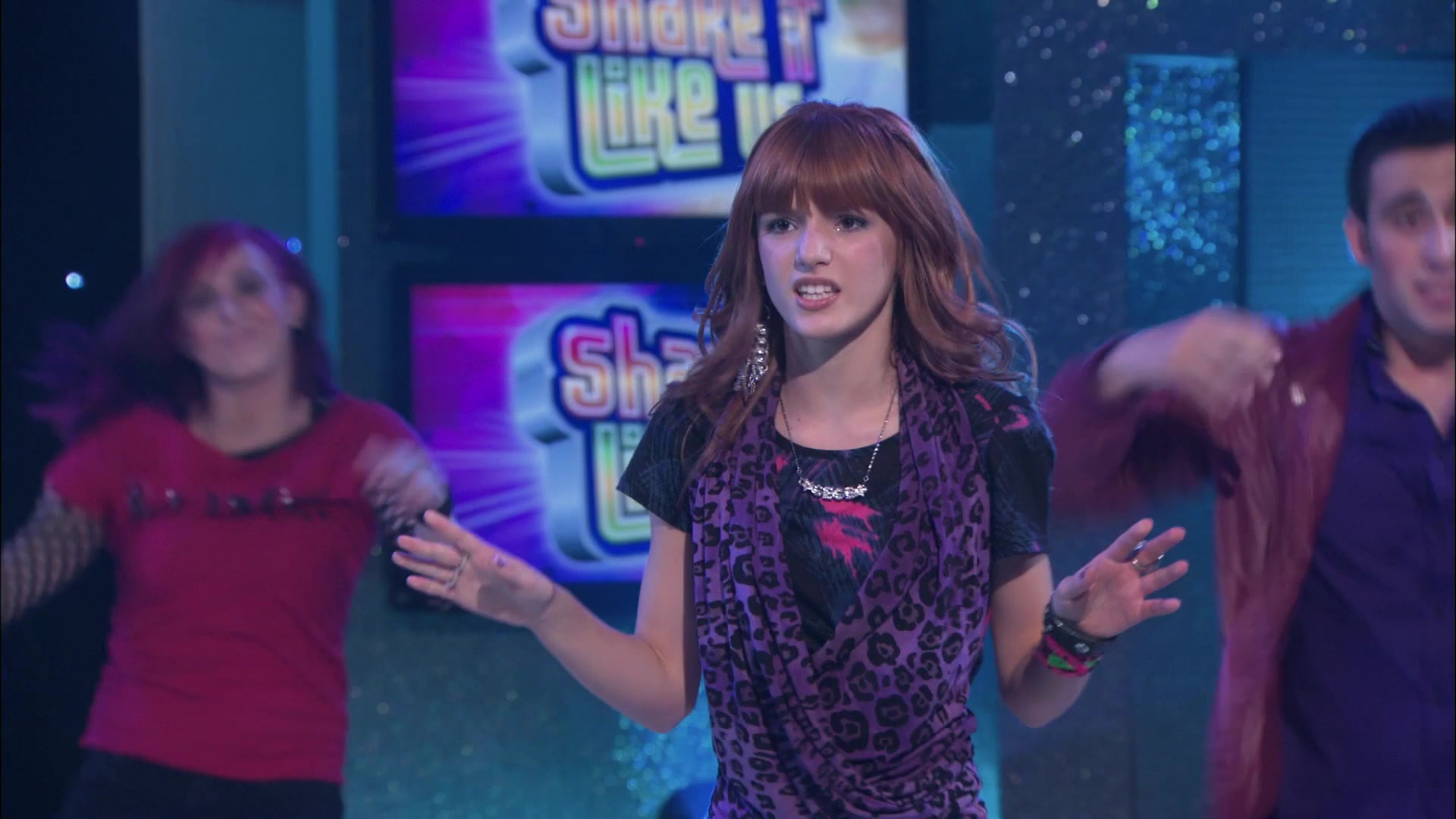 Shake_It_Up_S01E19_1080p_000177.jpg