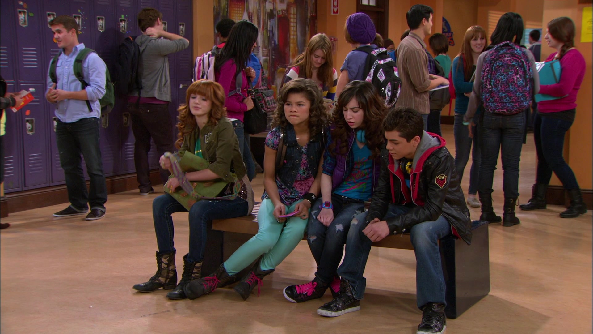 Shake_It_Up_S01E19_1080p_000611.jpg