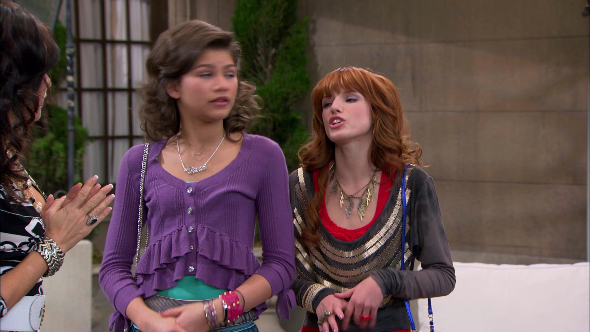 Shake_It_Up_S01E19_1080p_001574.jpg Shake_It_Up_S01E19_1080p_001574.jpg