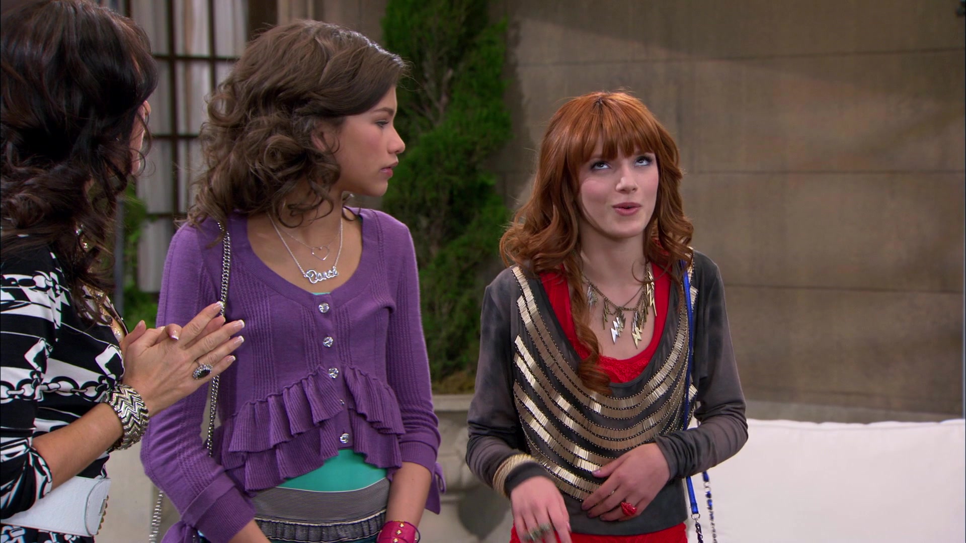 Shake_It_Up_S01E19_1080p_001581.jpg Shake_It_Up_S01E19_1080p_001581.jpg