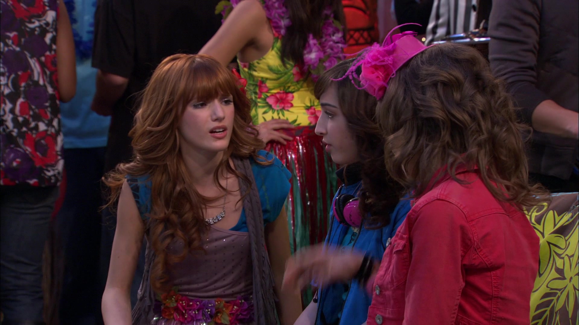 Shake_It_Up_S01E19_1080p_002069.jpg