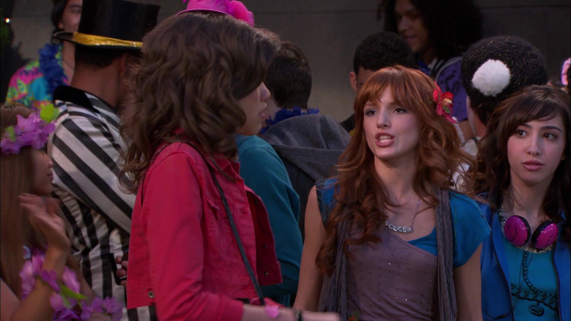 Shake_It_Up_S01E19_1080p_002173.jpg Shake_It_Up_S01E19_1080p_002173.jpg