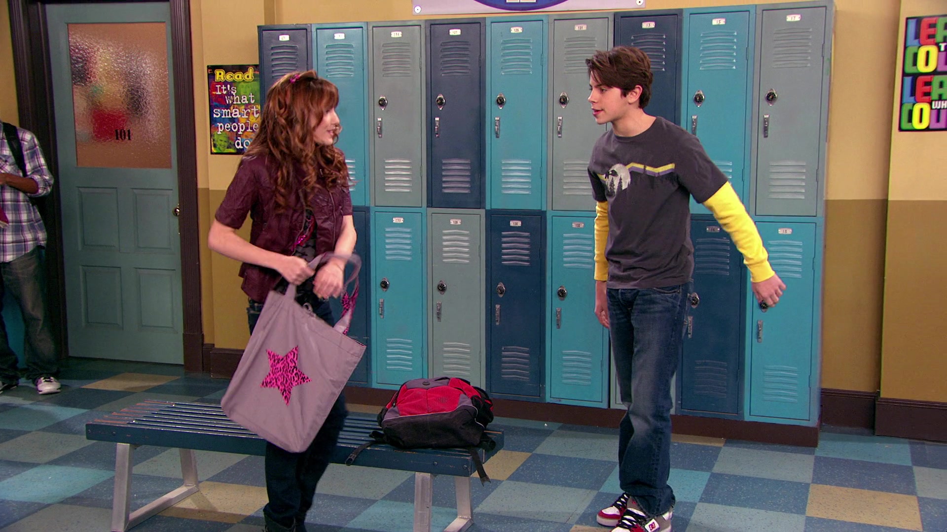 Wizards_of_Waverly_Place_S03E20_Maxs_Secret_Girlfriend_1080p_BTD_000103.jpg Wizards_of_Waverly_Place_S03E20_Maxs_Secret_Girlfriend_1080p_BTD_000103.jpg