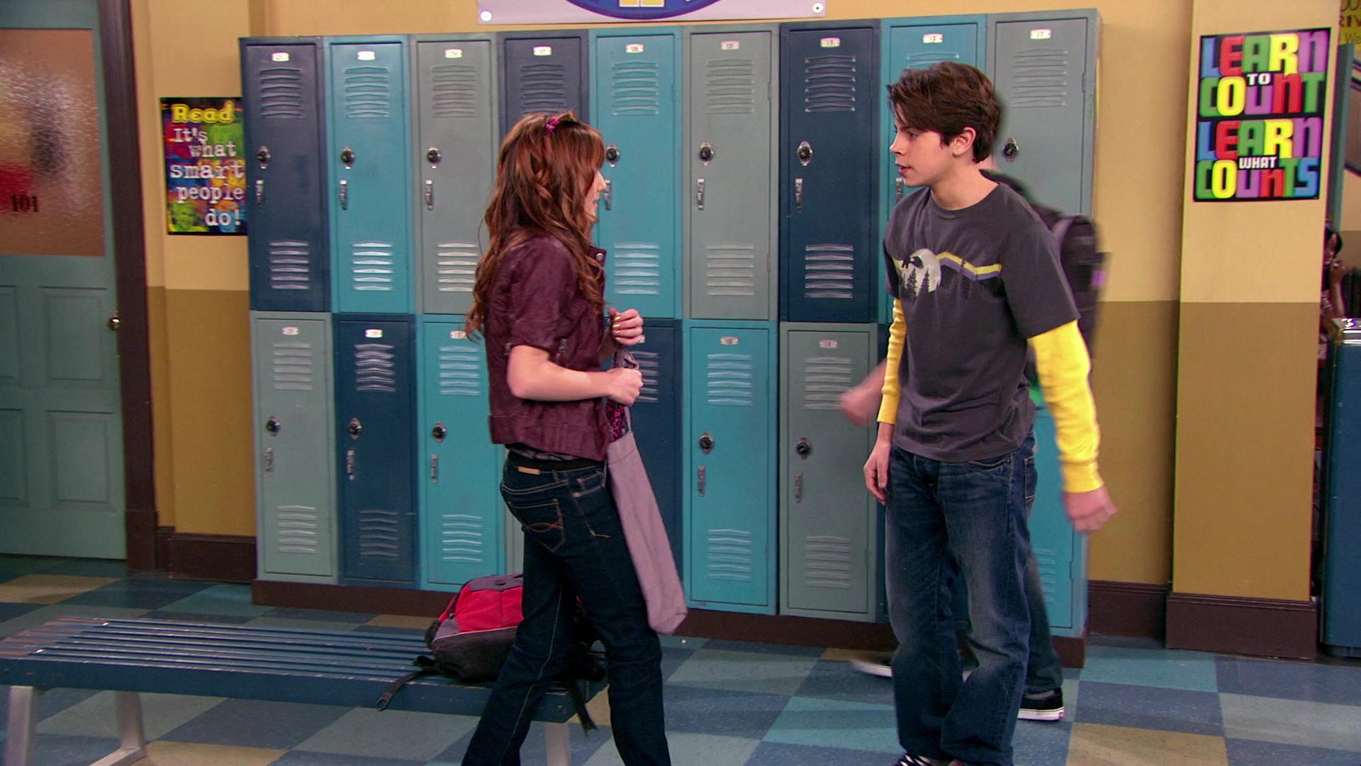 Wizards_of_Waverly_Place_S03E20_Maxs_Secret_Girlfriend_1080p_BTD_000106.jpg
