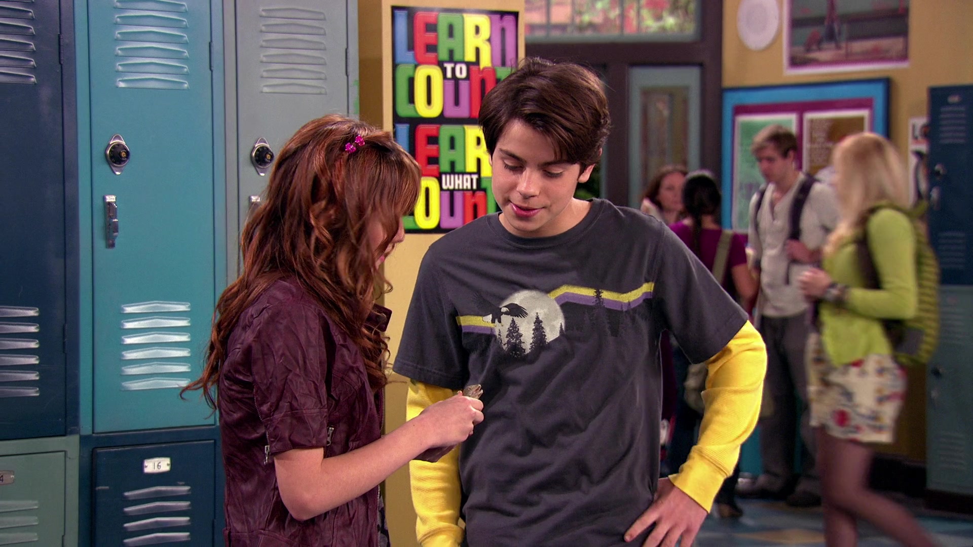 Wizards_of_Waverly_Place_S03E20_Maxs_Secret_Girlfriend_1080p_BTD_000174.jpg Wizards_of_Waverly_Place_S03E20_Maxs_Secret_Girlfriend_1080p_BTD_000174.jpg