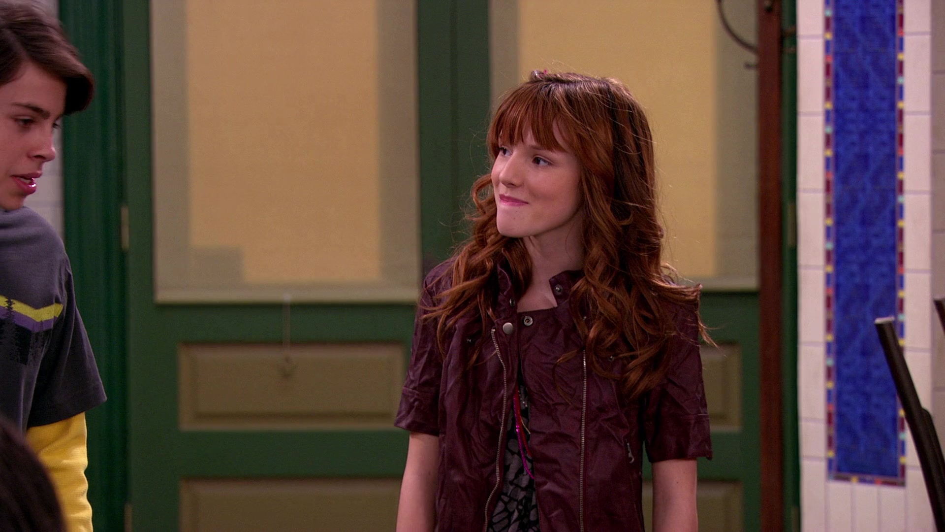 Wizards_of_Waverly_Place_S03E20_Maxs_Secret_Girlfriend_1080p_BTD_001085.jpg Wizards_of_Waverly_Place_S03E20_Maxs_Secret_Girlfriend_1080p_BTD_001085.jpg