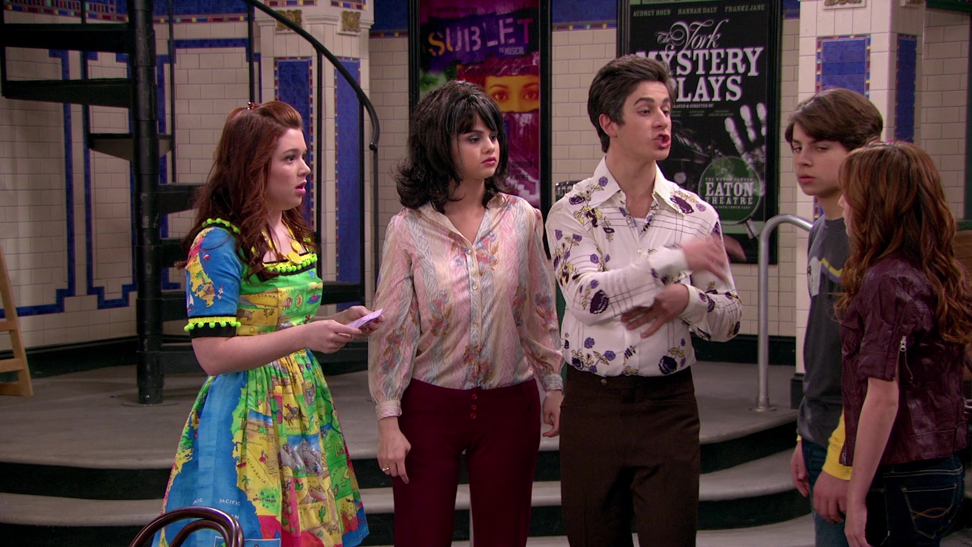Wizards_of_Waverly_Place_S03E20_Maxs_Secret_Girlfriend_1080p_BTD_001166.jpg Wizards_of_Waverly_Place_S03E20_Maxs_Secret_Girlfriend_1080p_BTD_001166.jpg
