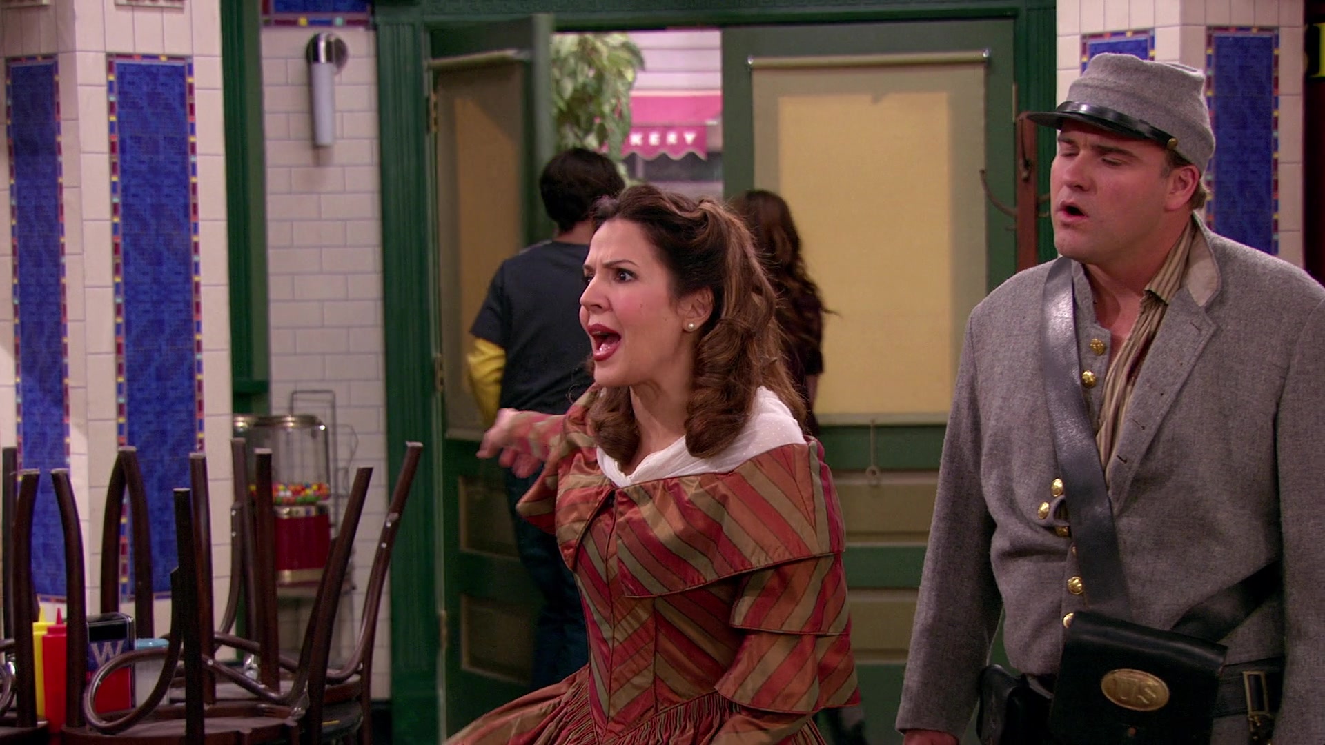 Wizards_of_Waverly_Place_S03E20_Maxs_Secret_Girlfriend_1080p_BTD_001331.jpg Wizards_of_Waverly_Place_S03E20_Maxs_Secret_Girlfriend_1080p_BTD_001331.jpg