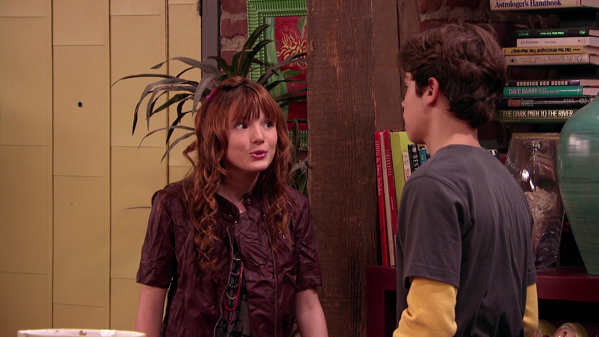 Wizards_of_Waverly_Place_S03E20_Maxs_Secret_Girlfriend_1080p_BTD_002387.jpg Wizards_of_Waverly_Place_S03E20_Maxs_Secret_Girlfriend_1080p_BTD_002387.jpg