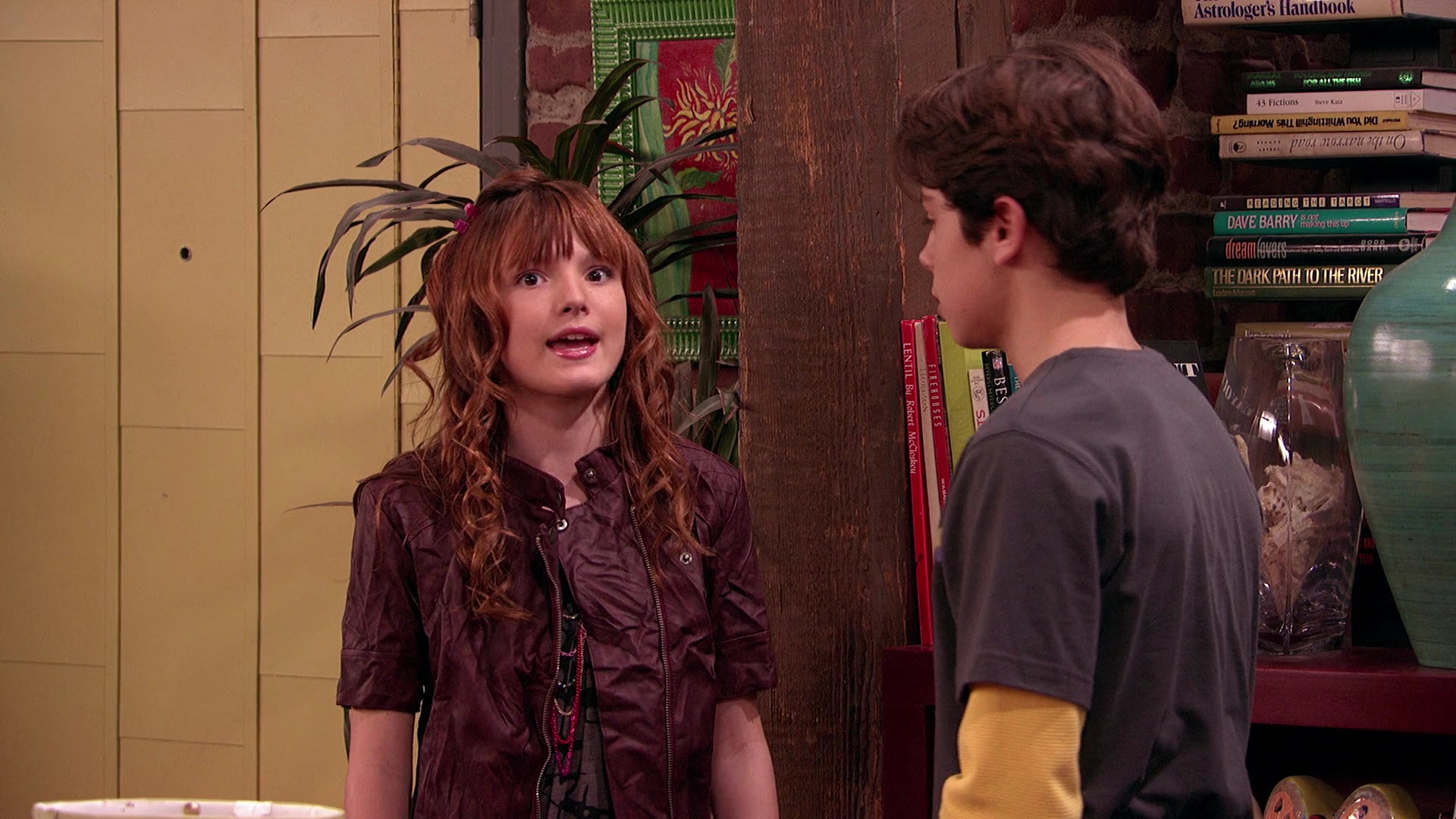 Wizards_of_Waverly_Place_S03E20_Maxs_Secret_Girlfriend_1080p_BTD_002396.jpg Wizards_of_Waverly_Place_S03E20_Maxs_Secret_Girlfriend_1080p_BTD_002396.jpg