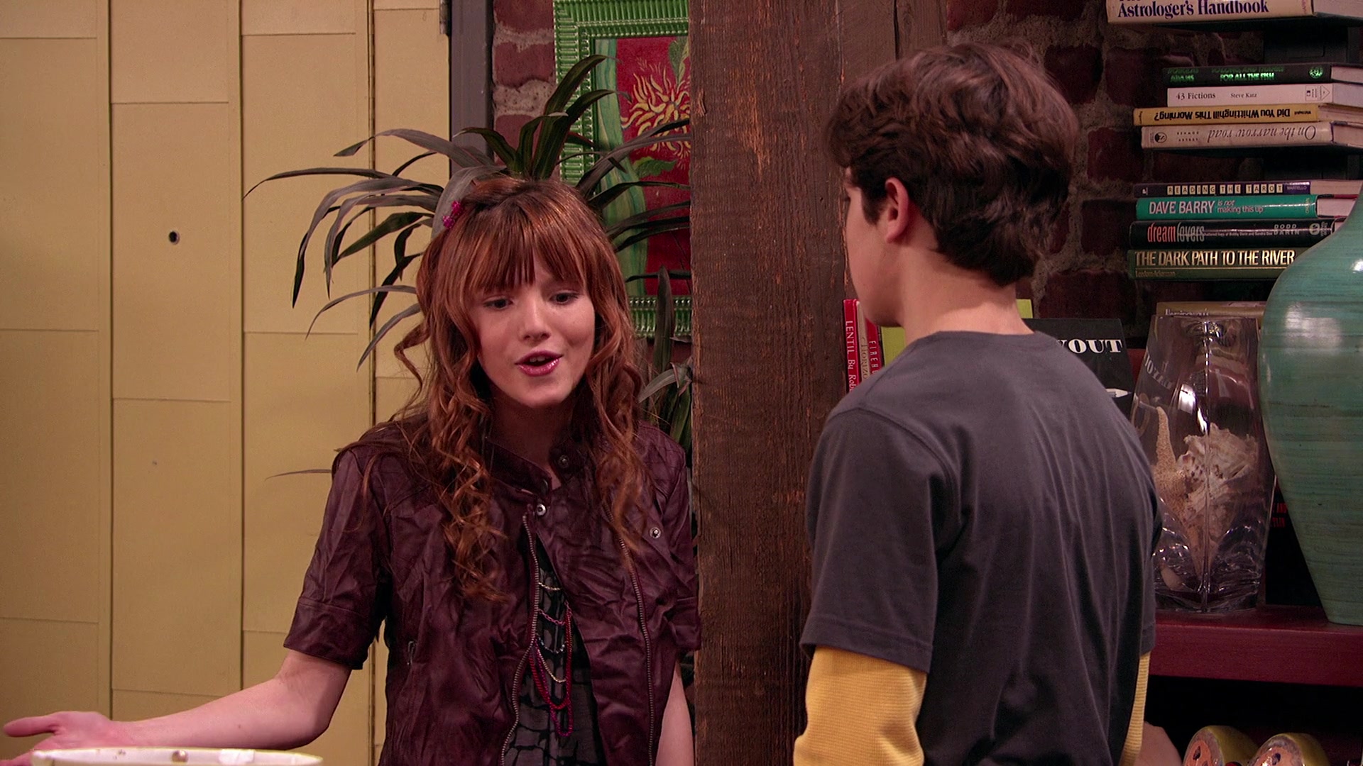 Wizards_of_Waverly_Place_S03E20_Maxs_Secret_Girlfriend_1080p_BTD_002399.jpg Wizards_of_Waverly_Place_S03E20_Maxs_Secret_Girlfriend_1080p_BTD_002399.jpg
